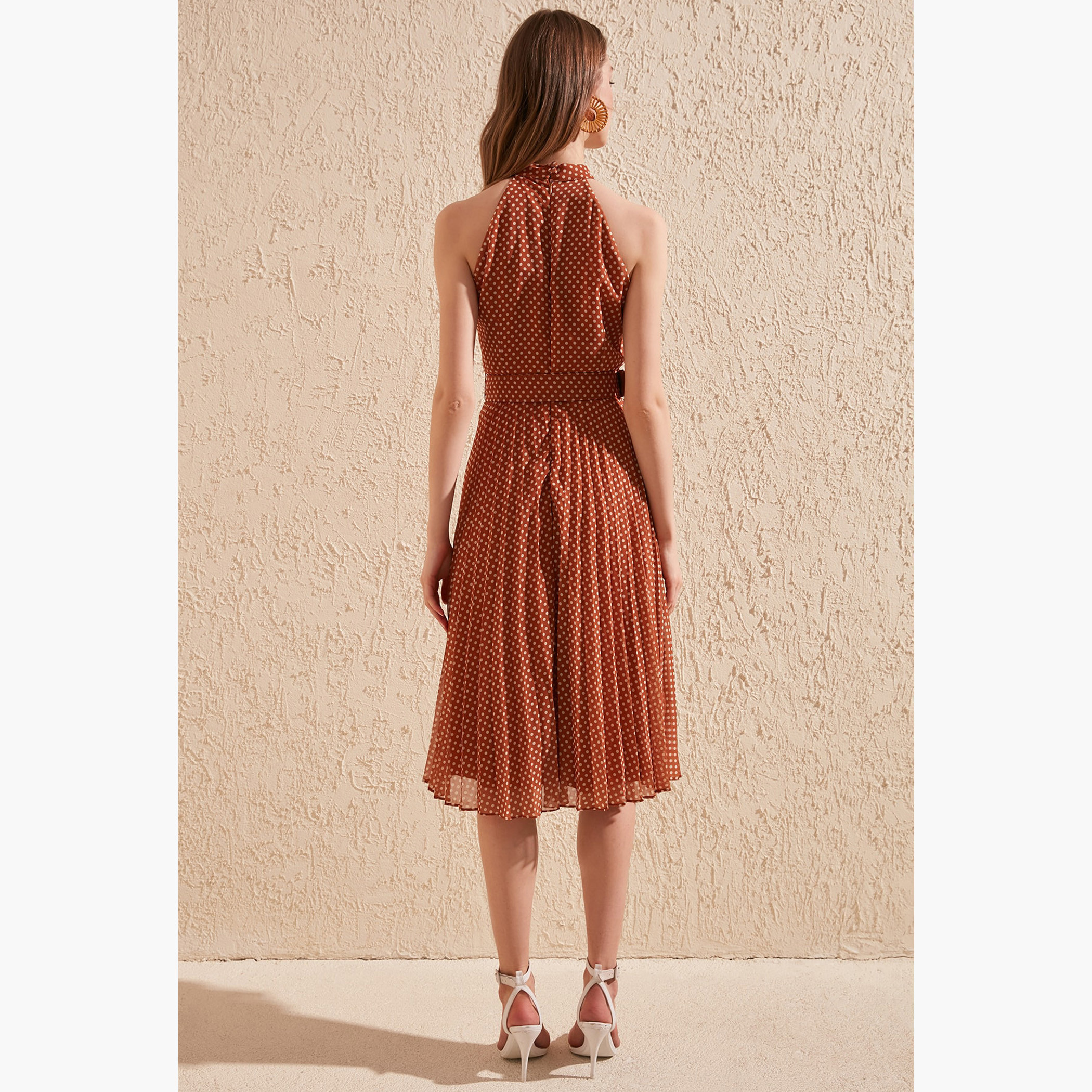Trendyol Polka Dotted Midi A-line Sleeveless Dress with Halter Neck-women-clothing-dresses-image-4
