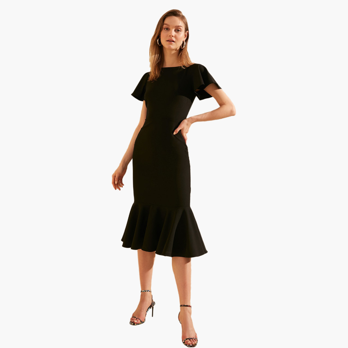 فستان سادة ميدي بقصة ضيقة وأكمام طويلة من ترينديول-women-clothing-dresses-image-3