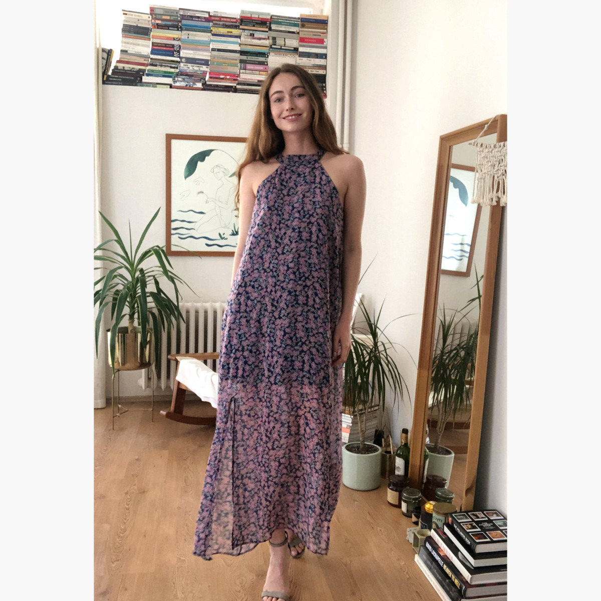 فستان طويل دون أكمام بفتحة جانبية وطبعات من ترينديول-women-clothing-dresses-image-2