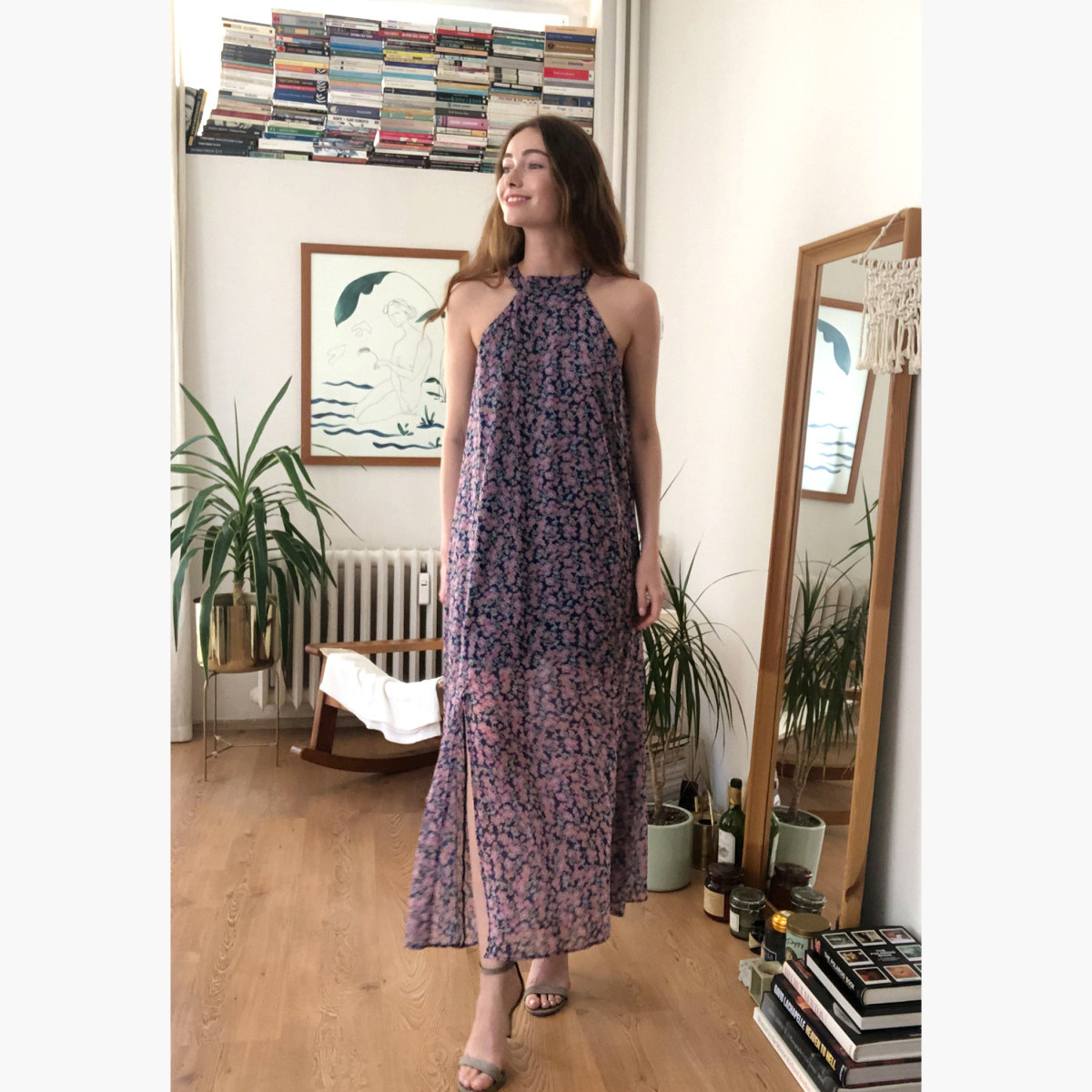 فستان طويل دون أكمام بفتحة جانبية وطبعات من ترينديول-women-clothing-dresses-image-3