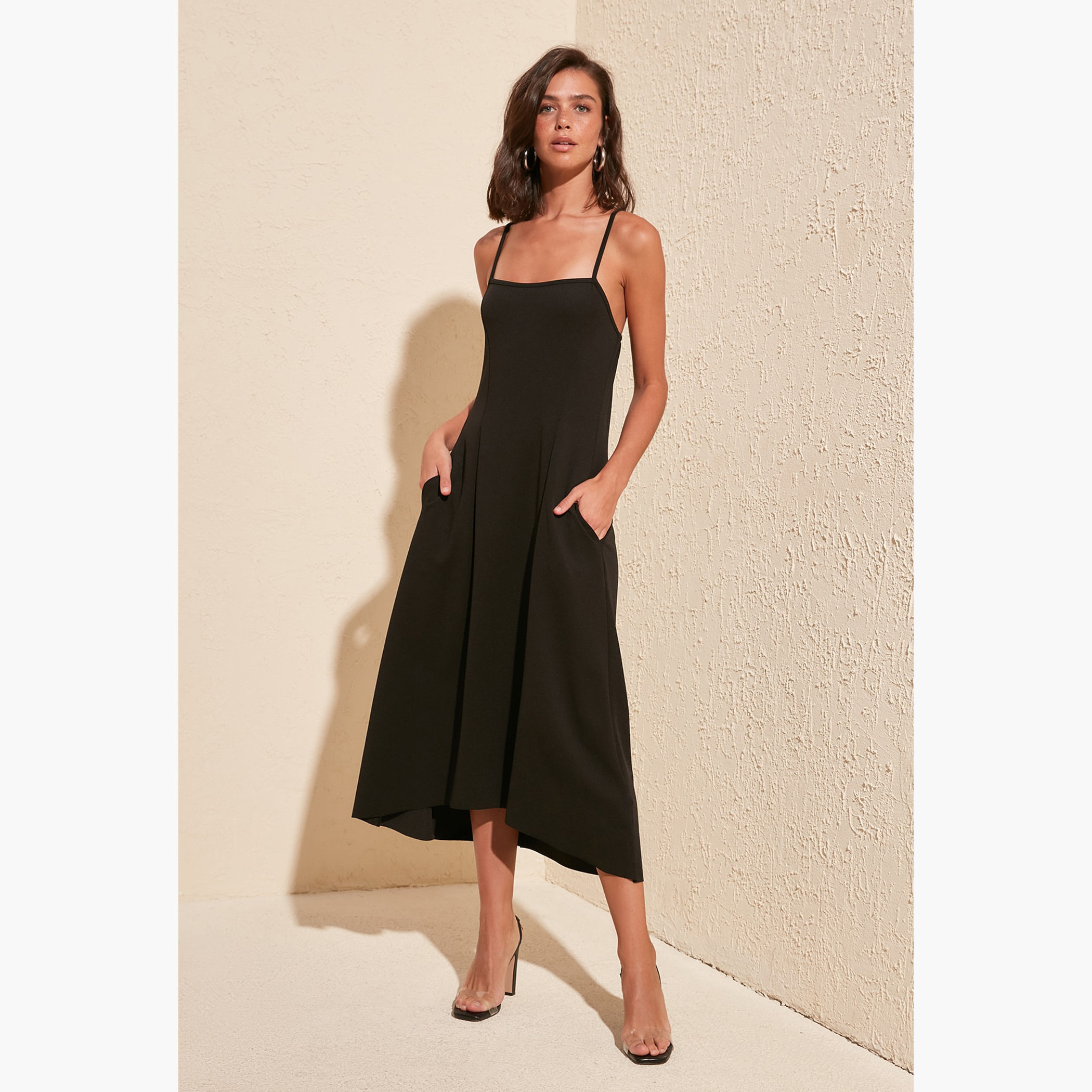 فستان ميدي ايه لاين بأشرطة وتفاصيل متشابكة من الخلف من ترينديول-women-clothing-dresses-image-2