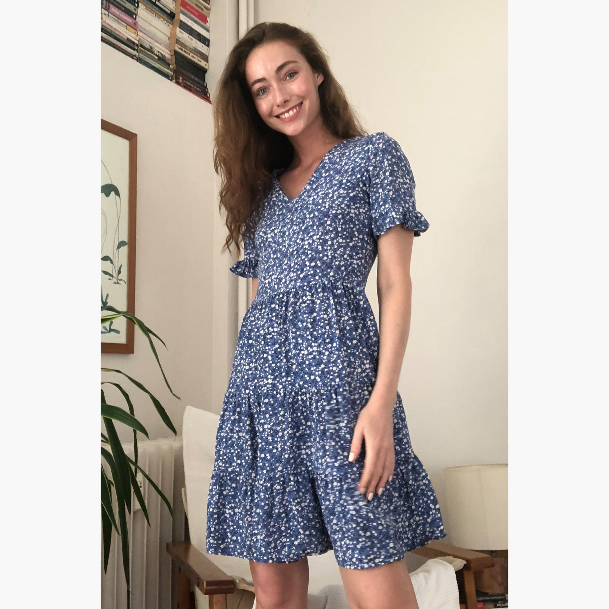 Trendyol Printed V-neck Mini A-line Dress with Short Sleeves-women-clothing-dresses-image-1