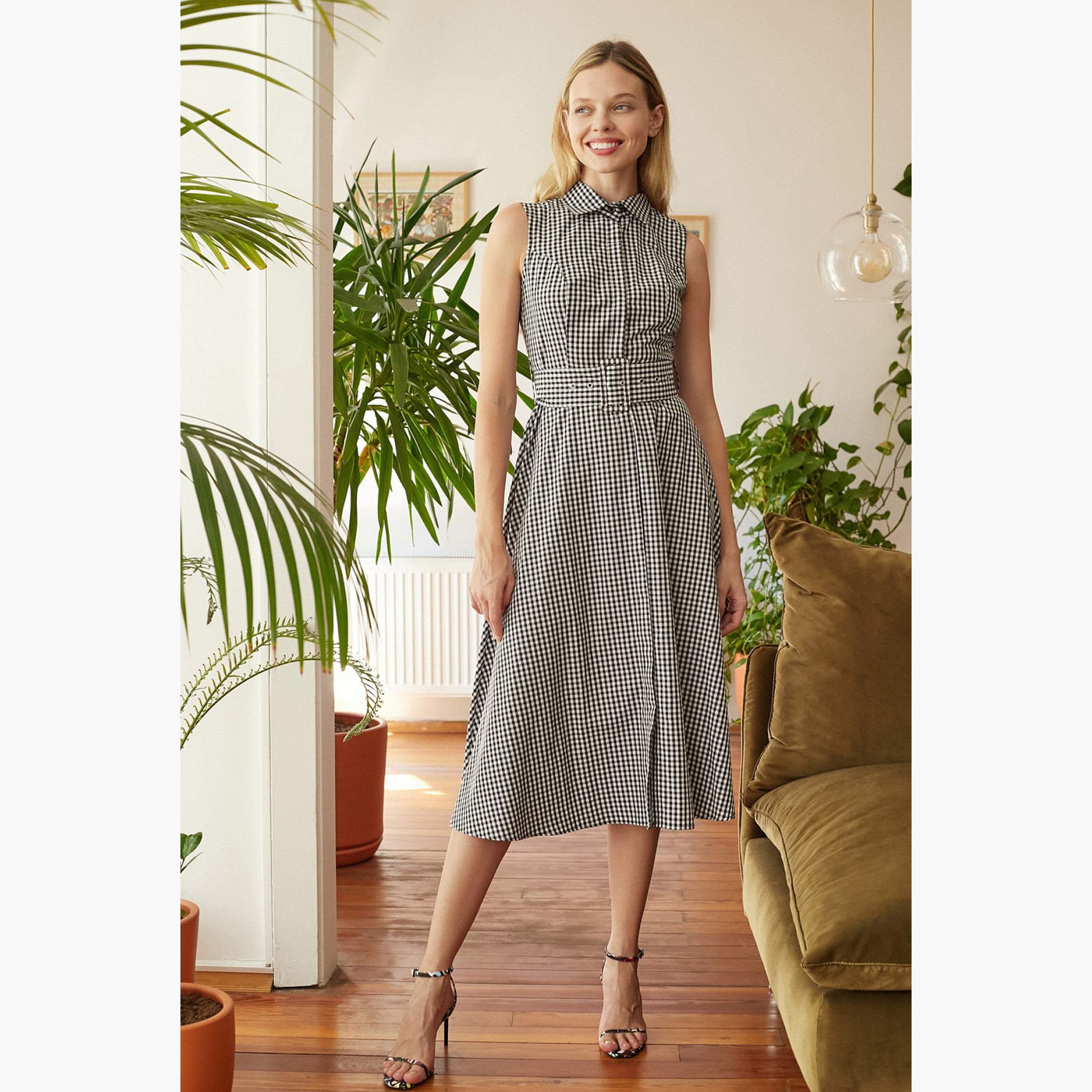 Trendyol Checked Sleeveless Midi A-line Dress with Collar and Belt-women-clothing-dresses-image-1