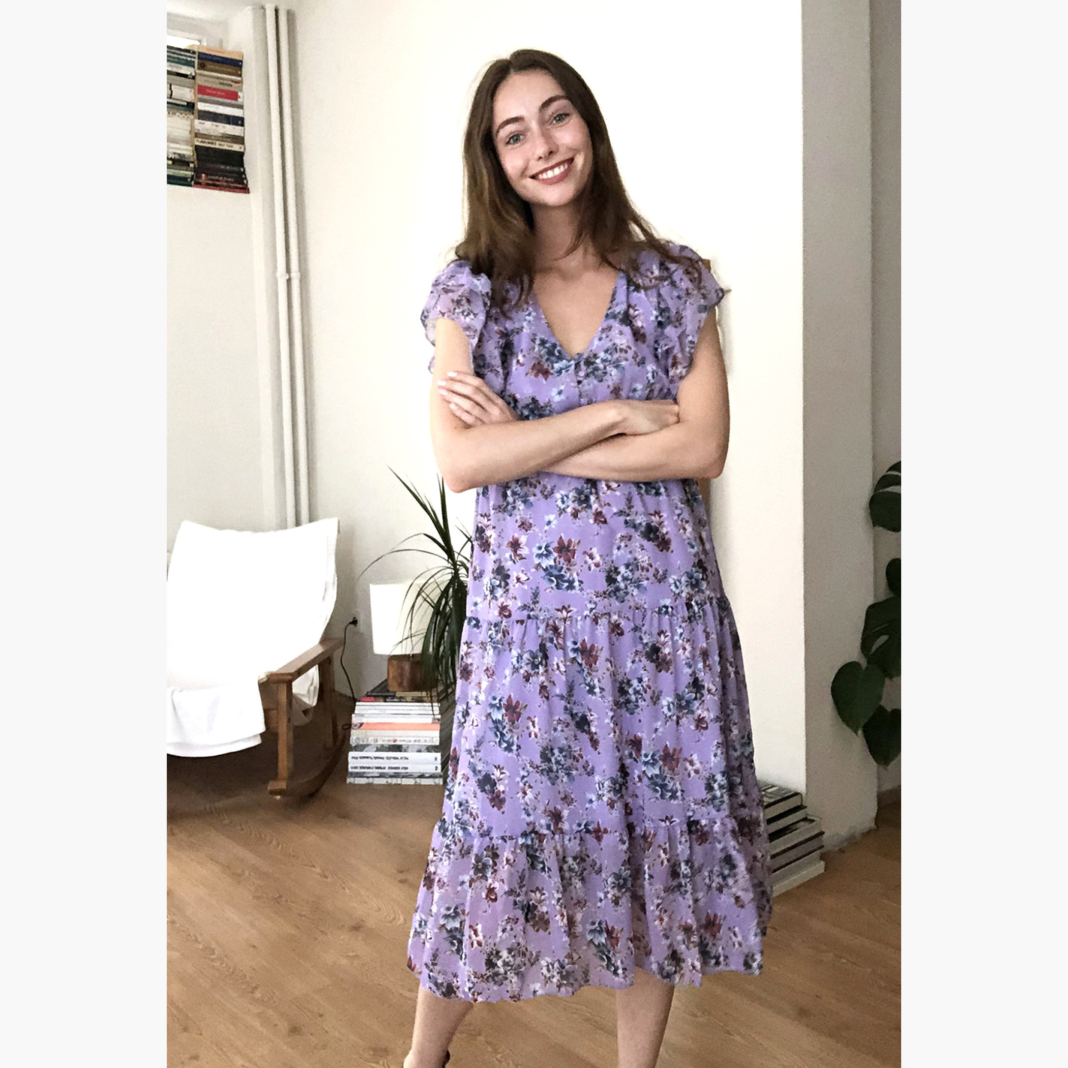 فستان إيه لاين ميدي بياقة v وأكمام كاب وطبعات زهرية من ترينديول-women-clothing-dresses-image-2