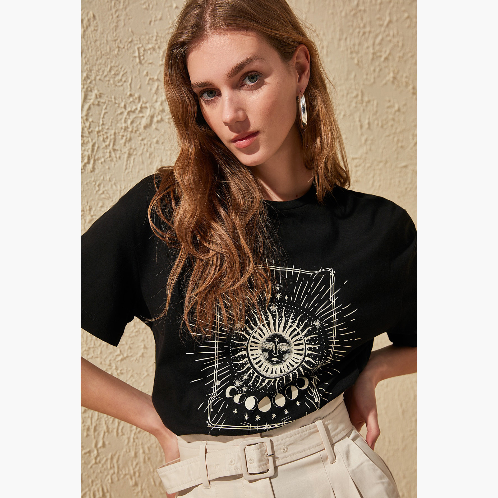 Trendyol Graphic Print T-shirt with Crew Neck and Short Sleeves-women-clothing-tshirts-image-3