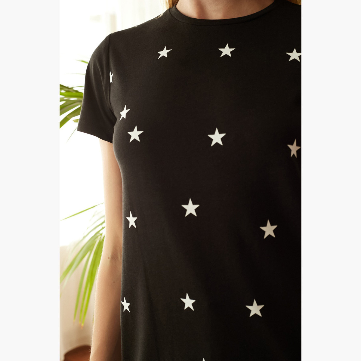 Trendyol Star Print T-shirt with Crew Neck and Short Sleeves-women-clothing-tshirts-image-5
