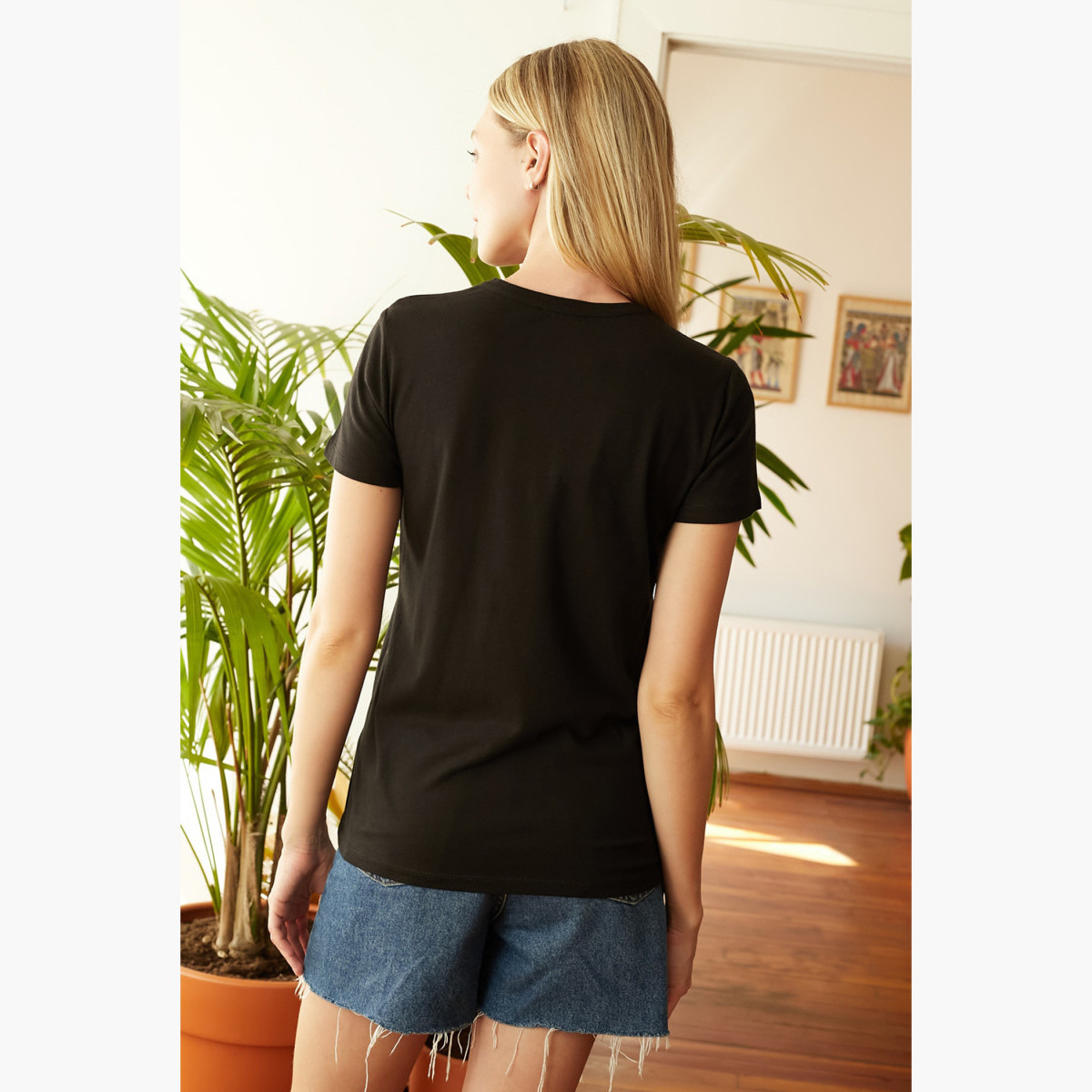 Trendyol Star Print T-shirt with Crew Neck and Short Sleeves-women-clothing-tshirts-image-6