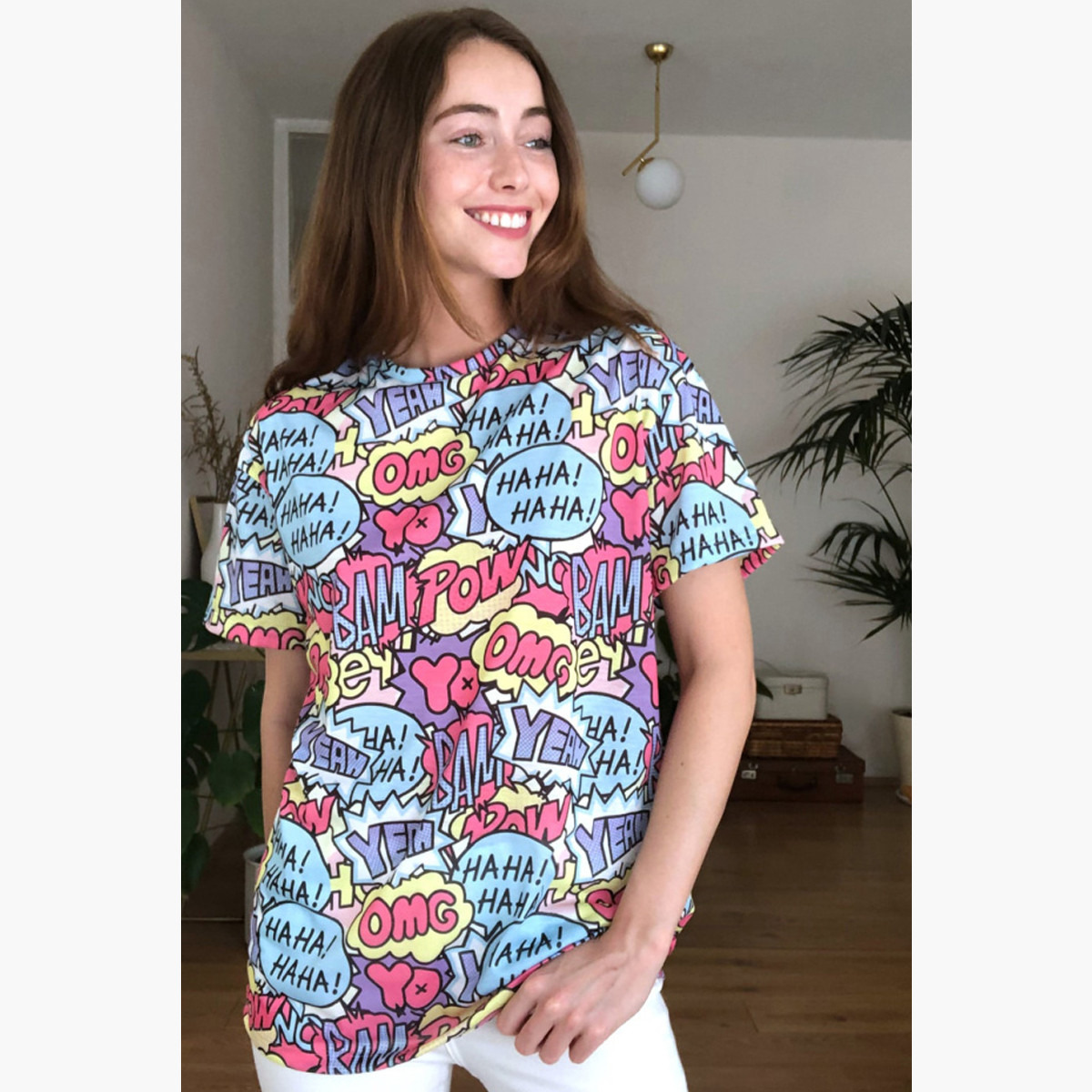 تيشيرت بياقة ضيّقة وأكمام قصيرة وطبعات جرافيك من ترينديول-women-clothing-tshirts-image-1