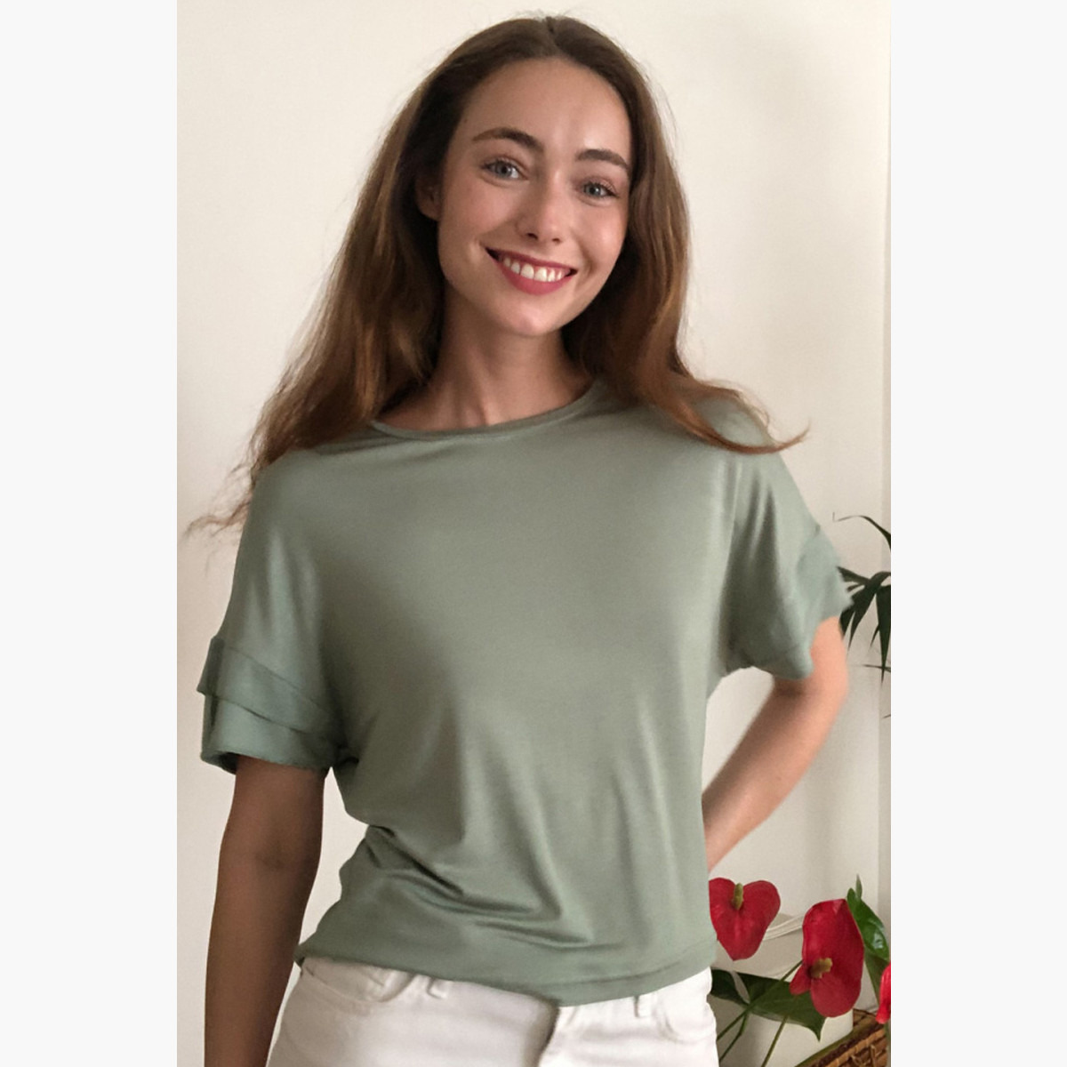 Trendyol Solid Crew Neck T-shirt with Short Sleeves-women-clothing-tshirts-image-1