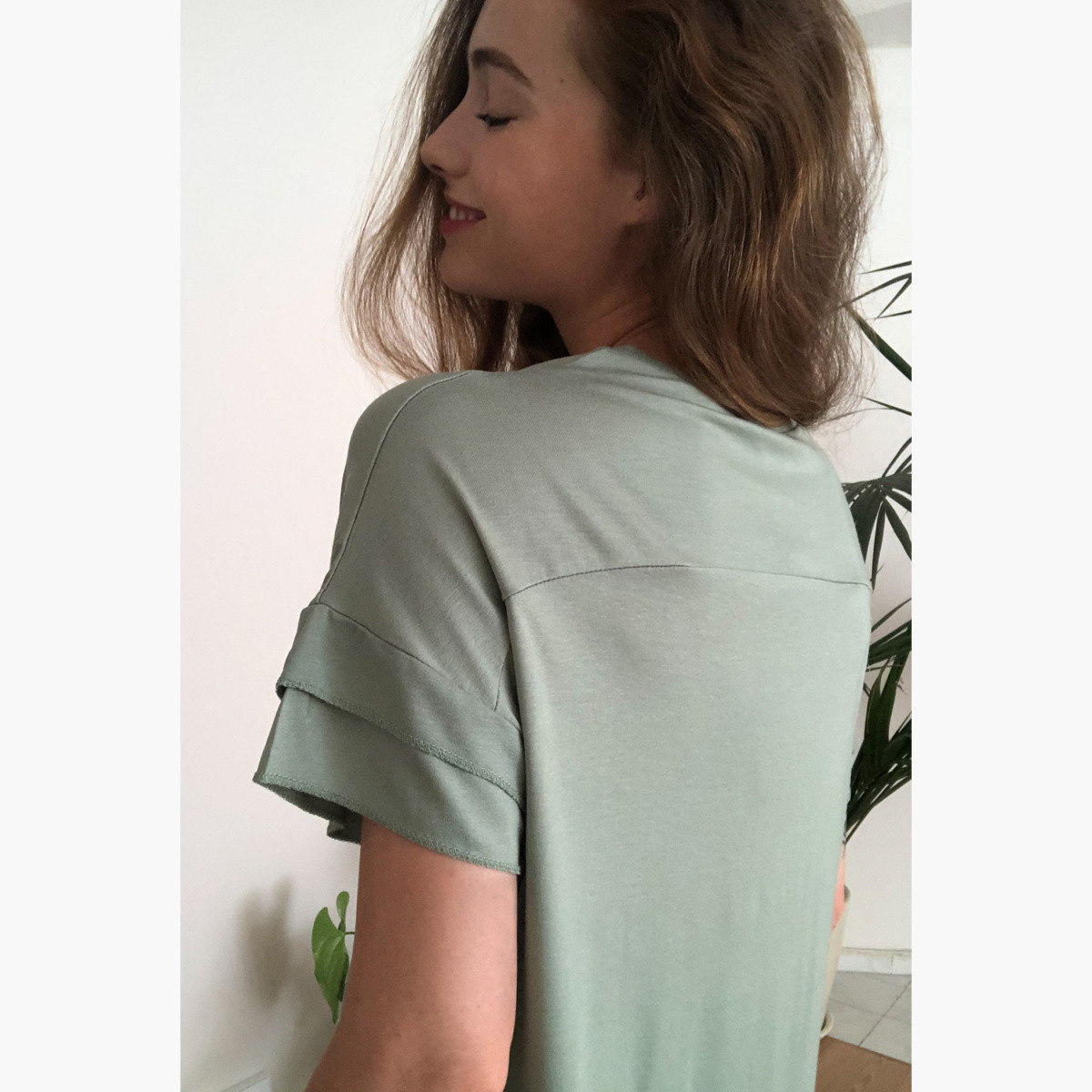 Trendyol Solid Crew Neck T-shirt with Short Sleeves-women-clothing-tshirts-image-4