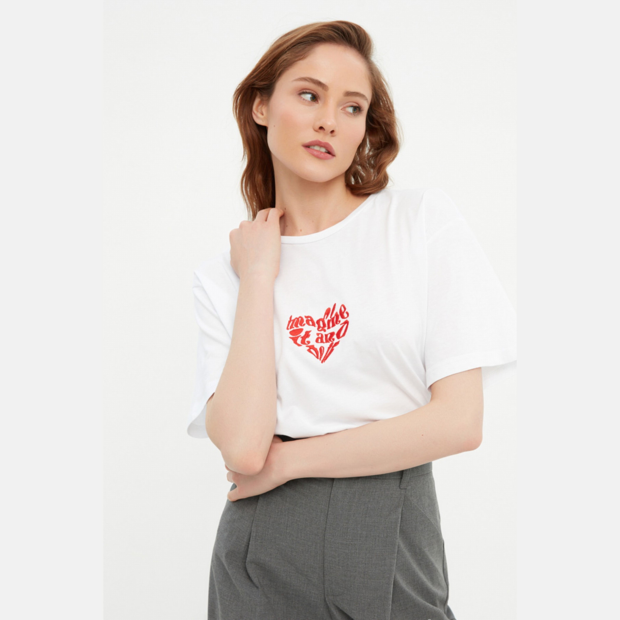Trendyol Women Printed White Crew Neck T-Shirt-women-clothing-tshirts-image-2