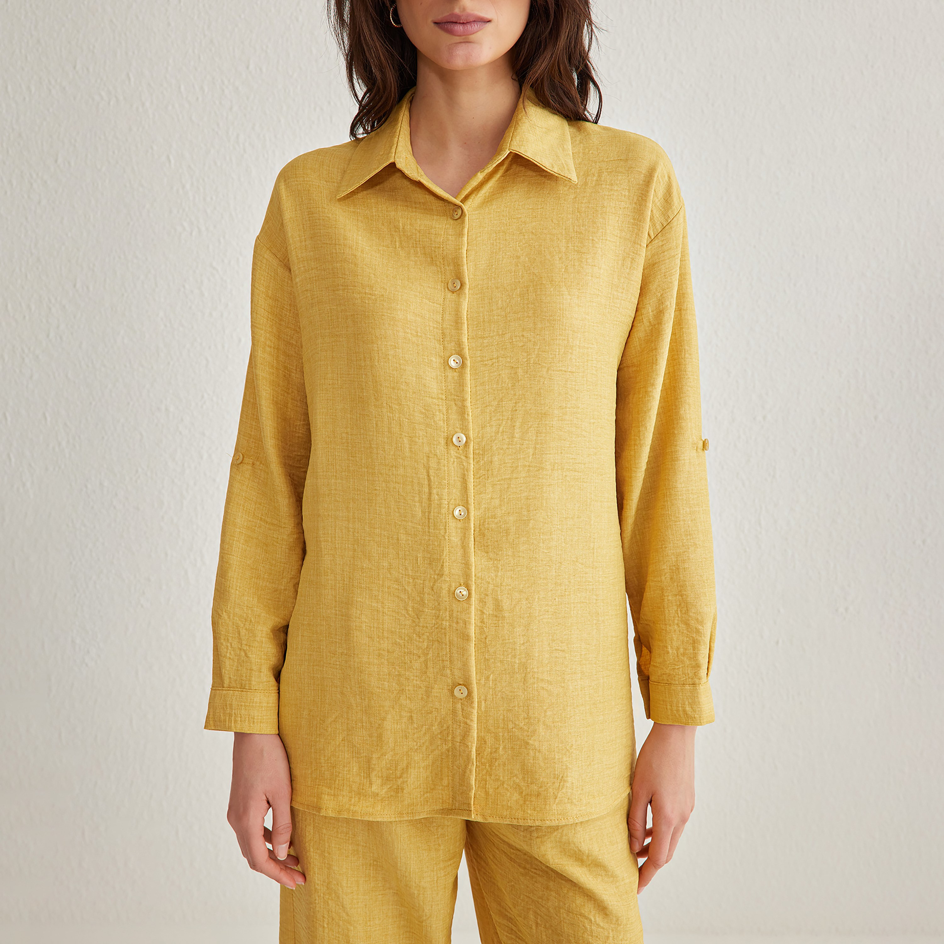 Trendyolmilla Textured Collared Roll-Up Sleeves Cotton Women's Shirt & Trousers Set-women-clothing-coordsets-image-5