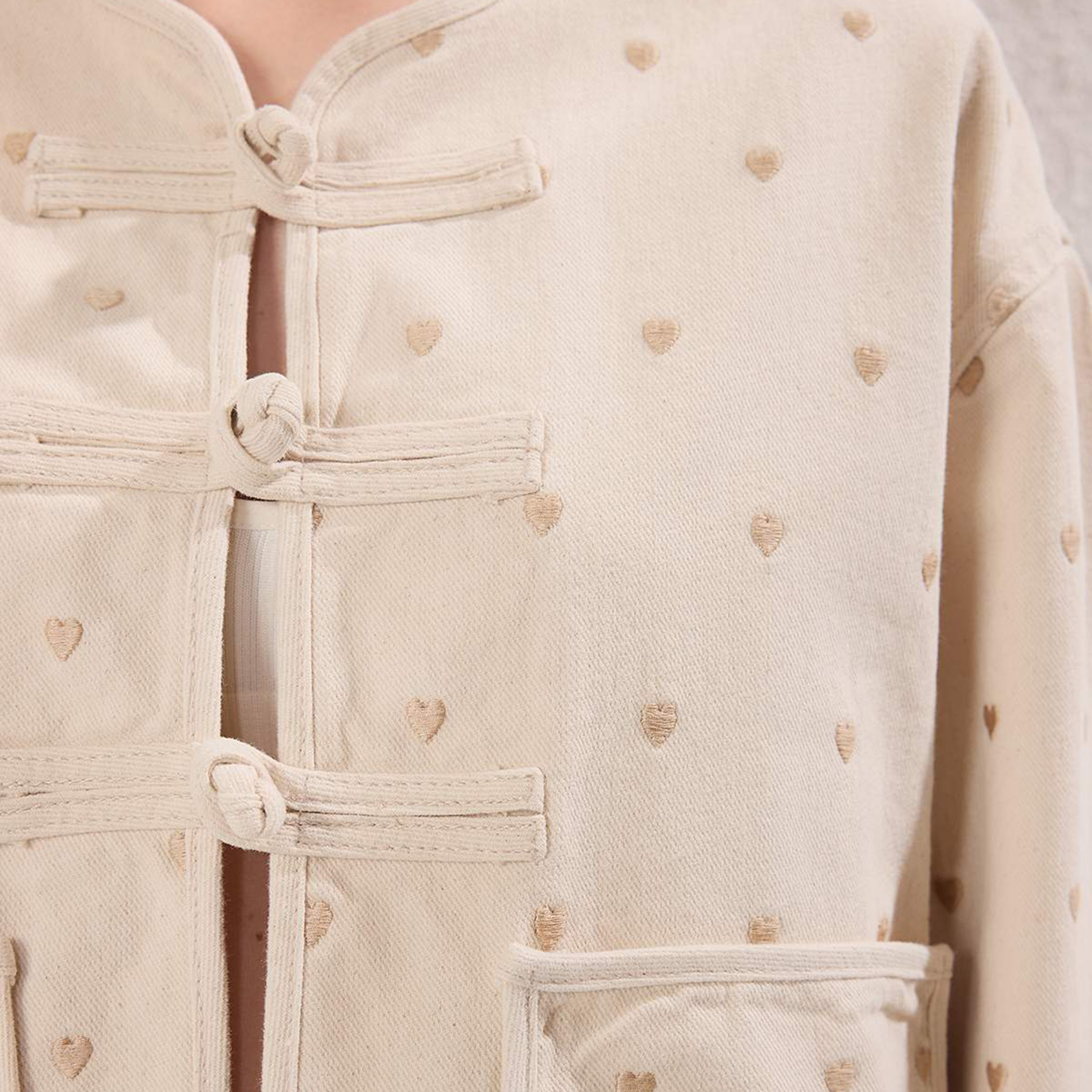 جاكيت حريمي قطن لون بيج مطرز بقلوب من ترينديول ميلا-women-winterwear-coatsandjackets-jackets-image-5