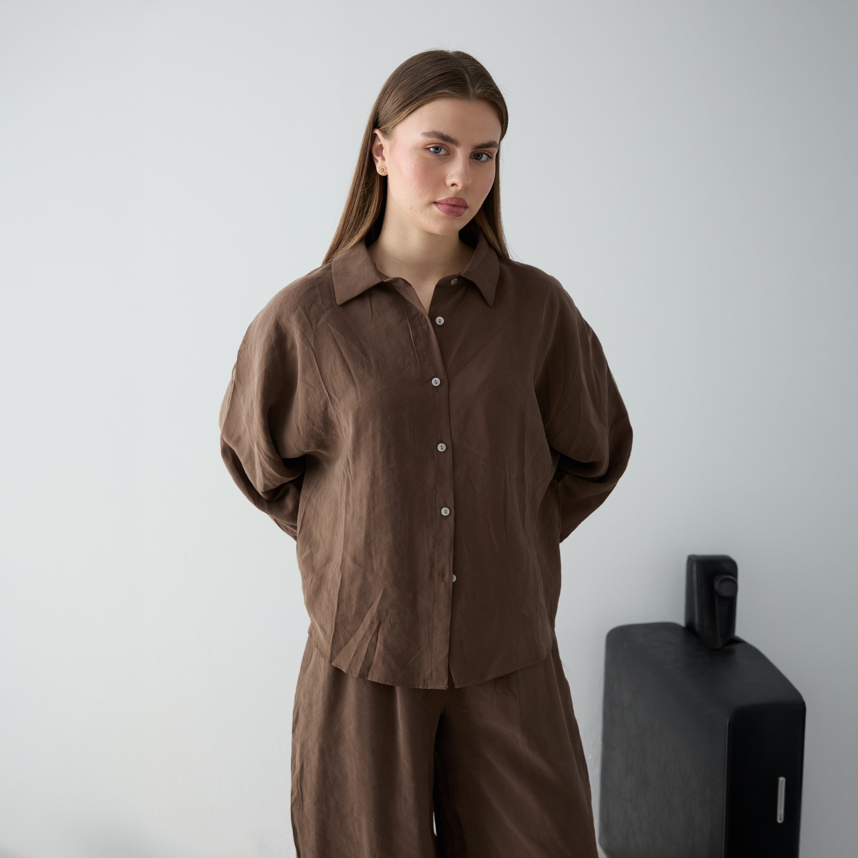 طقم قميص وبنطلون حريمي بياقة من ترينديول ميلا-women-clothing-coordsets-image-2