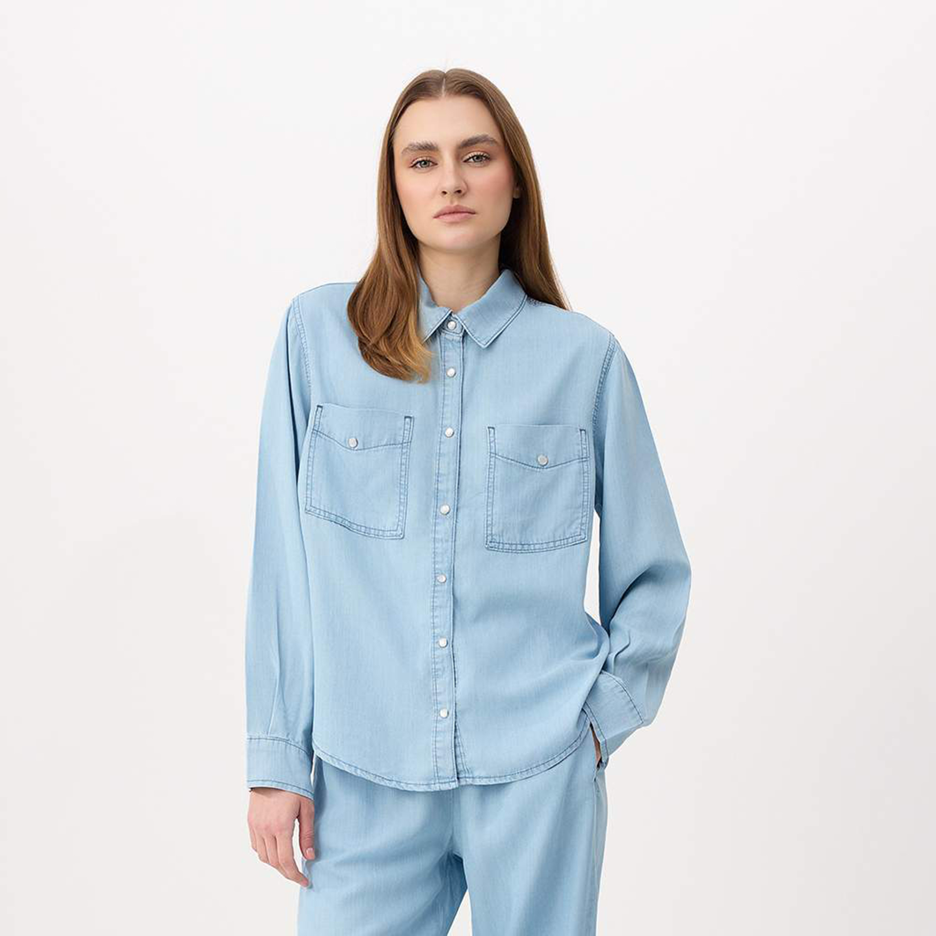 قميص حريمي أزرق بياقة مدببة من ترينديول ميلا-women-clothing-shirtsandblouses-shirts-image-1