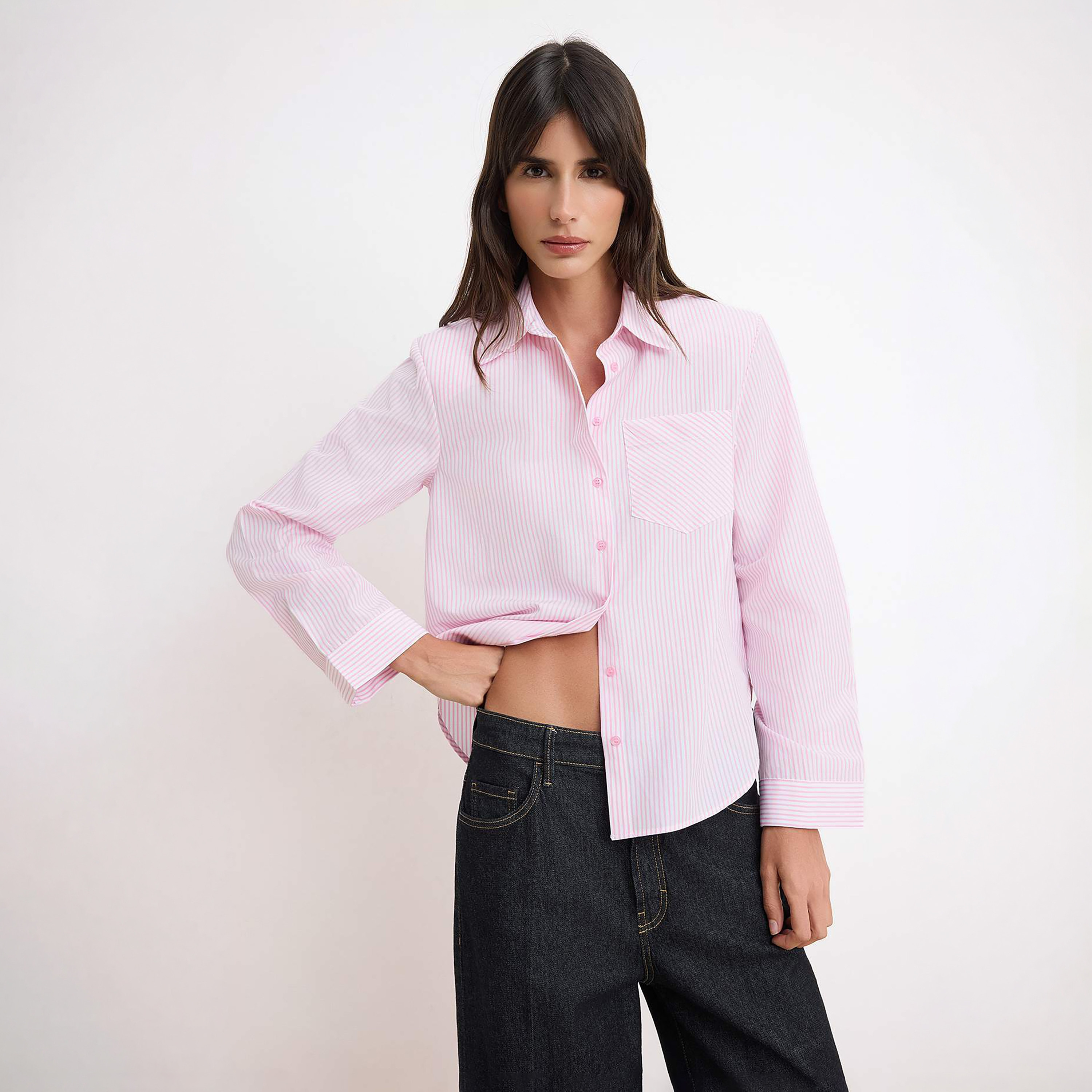 قميص حريمي مخطط وردي بياقة من ترينديول ميلا-women-clothing-shirtsandblouses-shirts-image-1
