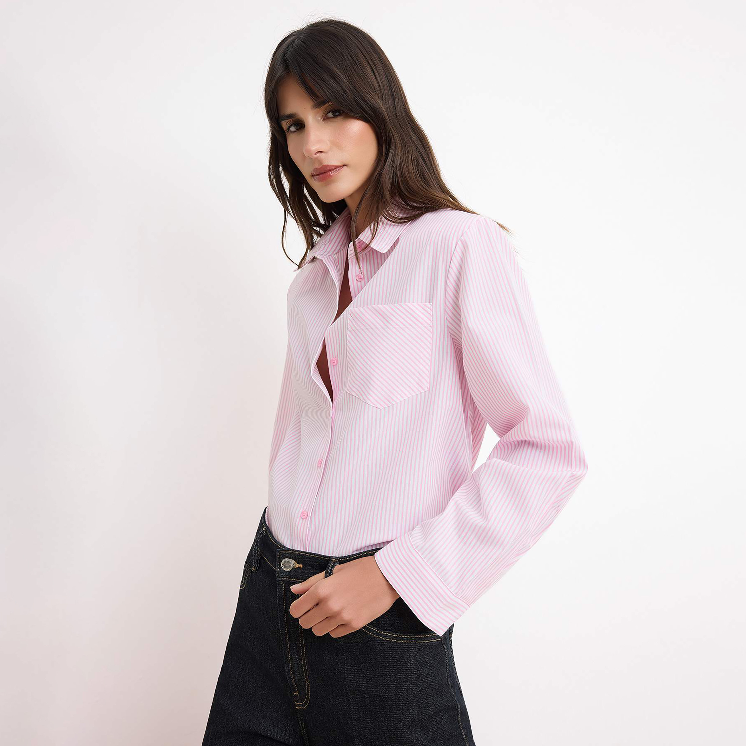 قميص حريمي مخطط وردي بياقة من ترينديول ميلا-women-clothing-shirtsandblouses-shirts-image-2