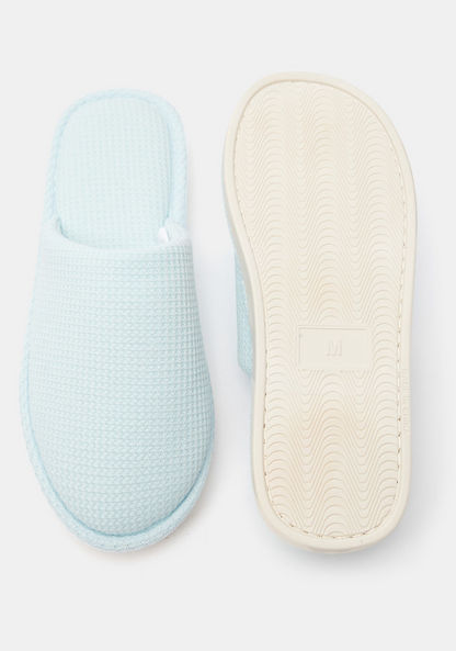 Textured Closed Toe Bedroom Slide Slippers-Women%27s Bedroom Slippers-image-5