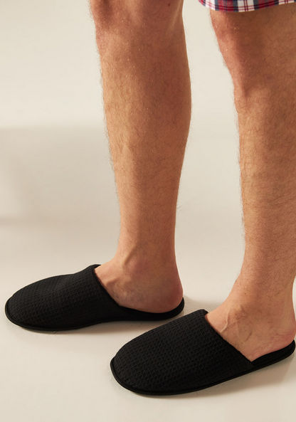 Cozy Textured Closed Toe Bedroom Slippers-Men%27s Bedrooms Slippers-image-0