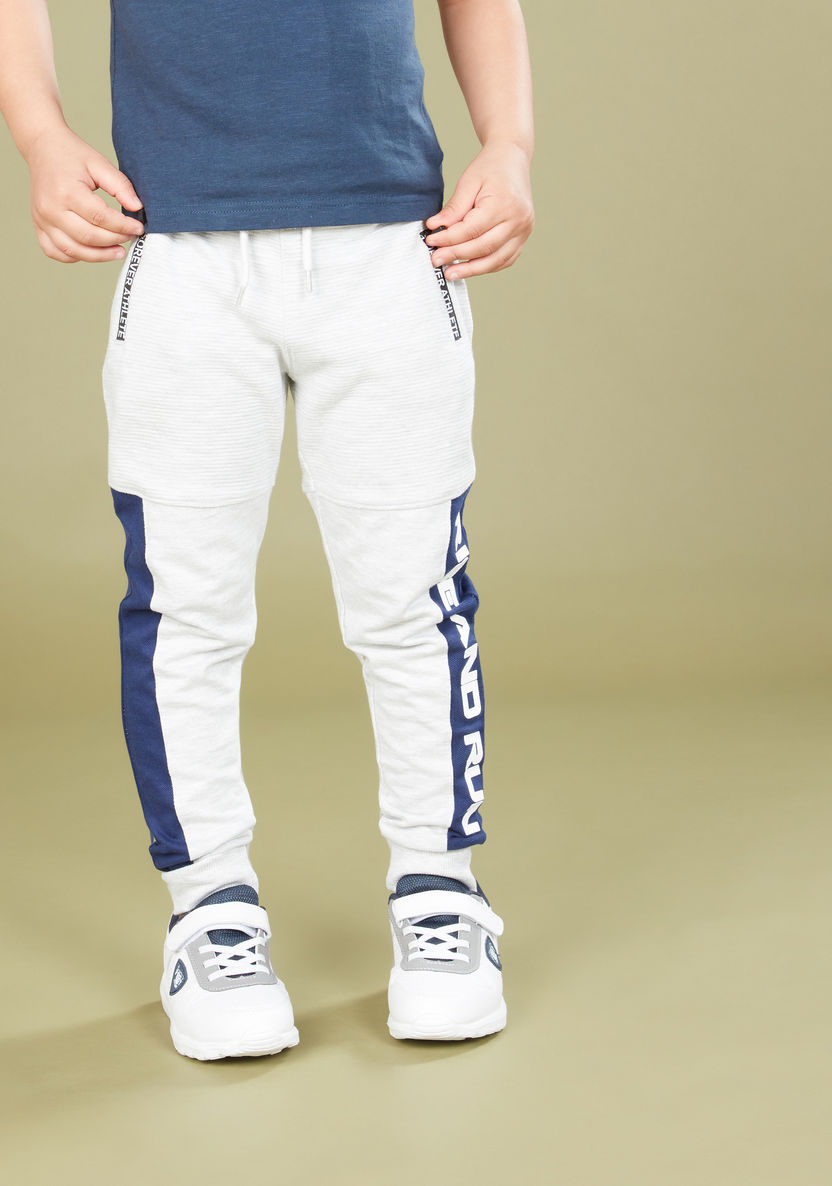 Juniors Printed Jog Pants with Pocket Detail-Joggers-image-0