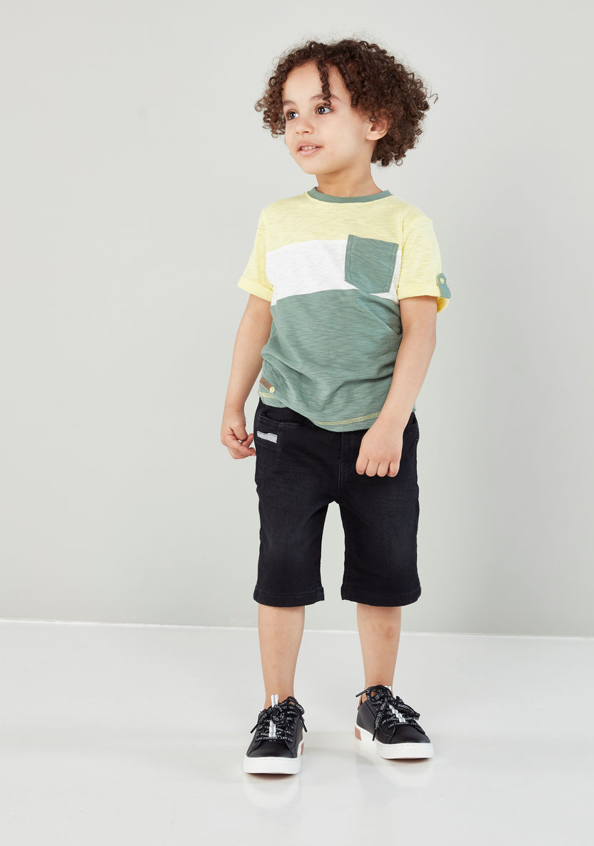 Eligo Colourblock T-shirt with Patch Pocket and Roll-Up Tabs-T Shirts-image-1