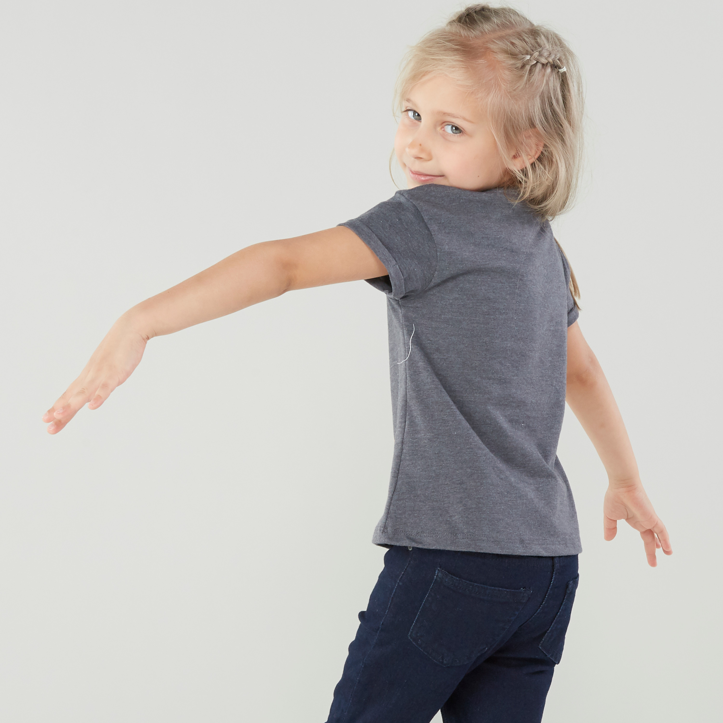 تيشيرت بياقة مستديرة وأكمام قصيرة وطبعات جارفيلد-girls-clothing-tshirts-image-4