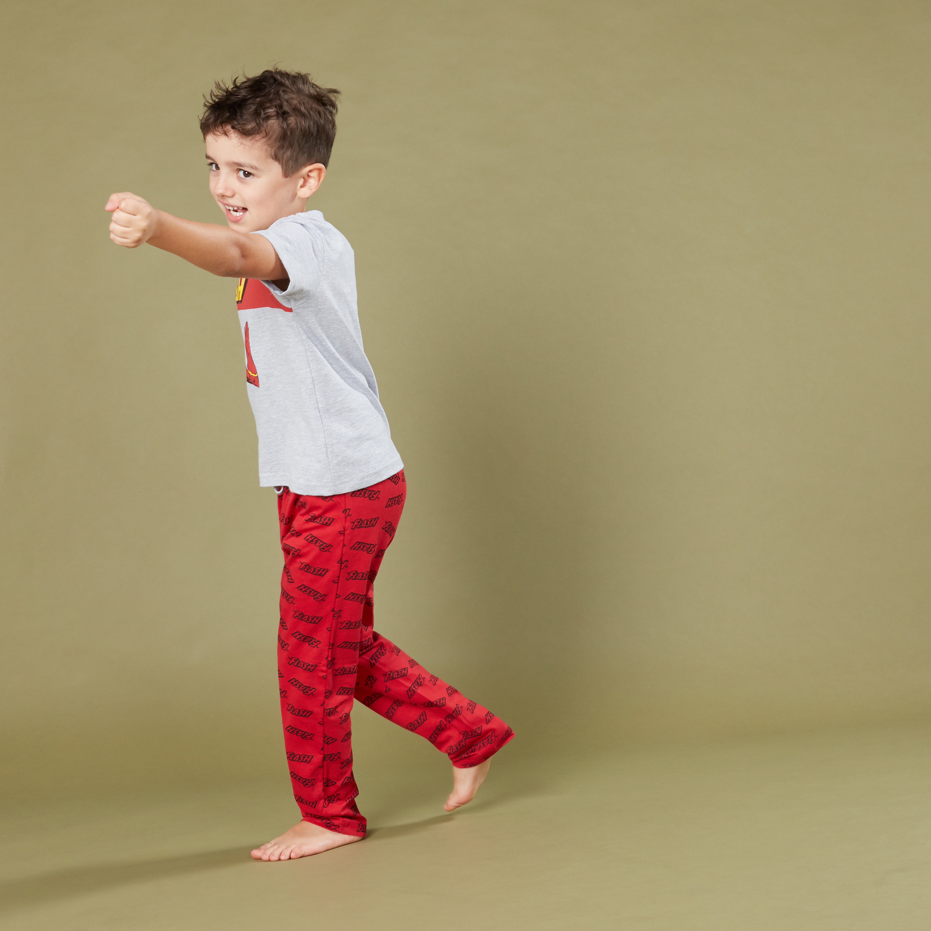 طقم بيجاما وتيشيرت بطبعات ذا فلاش-boys-clothing-nightwear-image-2