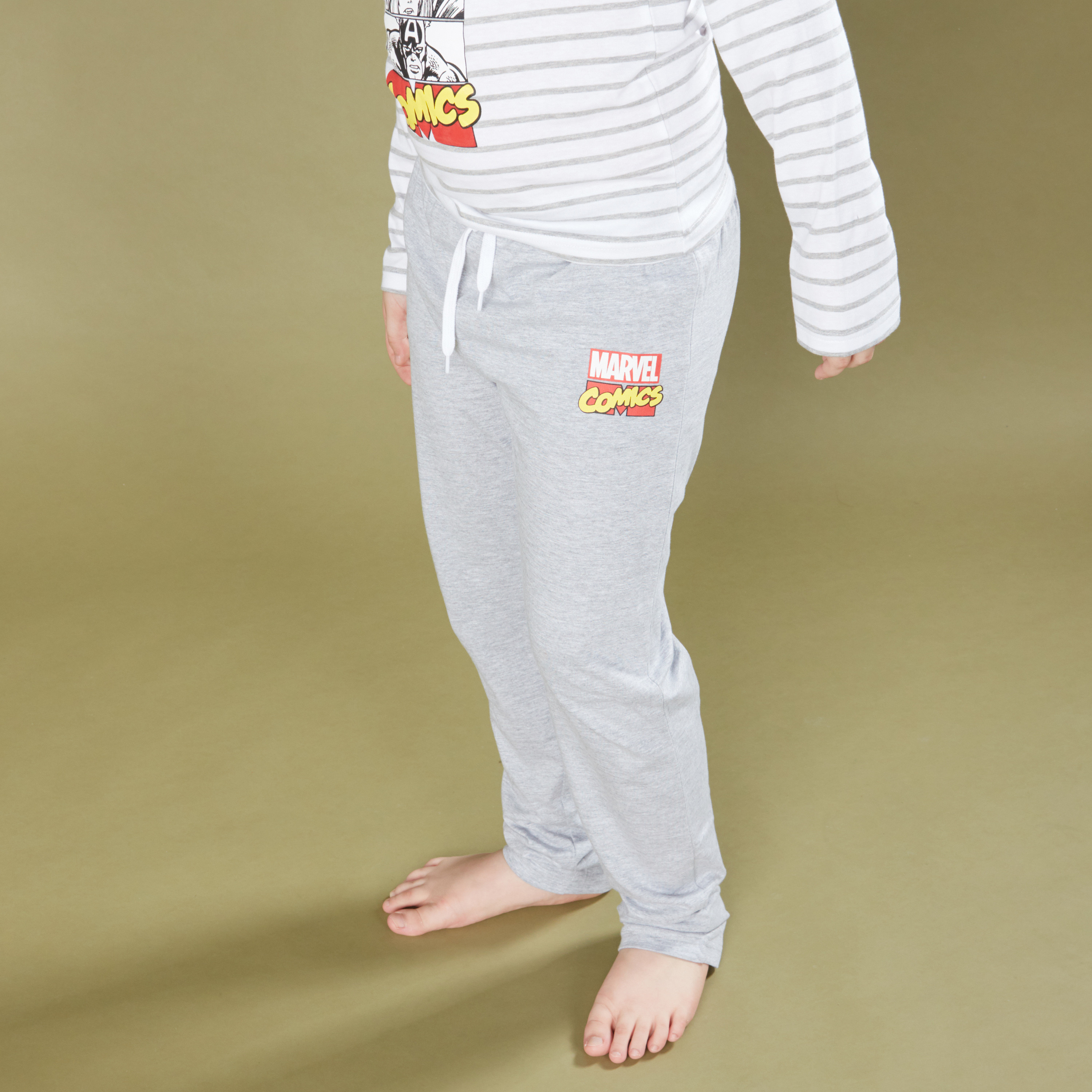 Avengers Printed T-Shirt and Pyjama Set-boys-clothing-nightwear-image-3