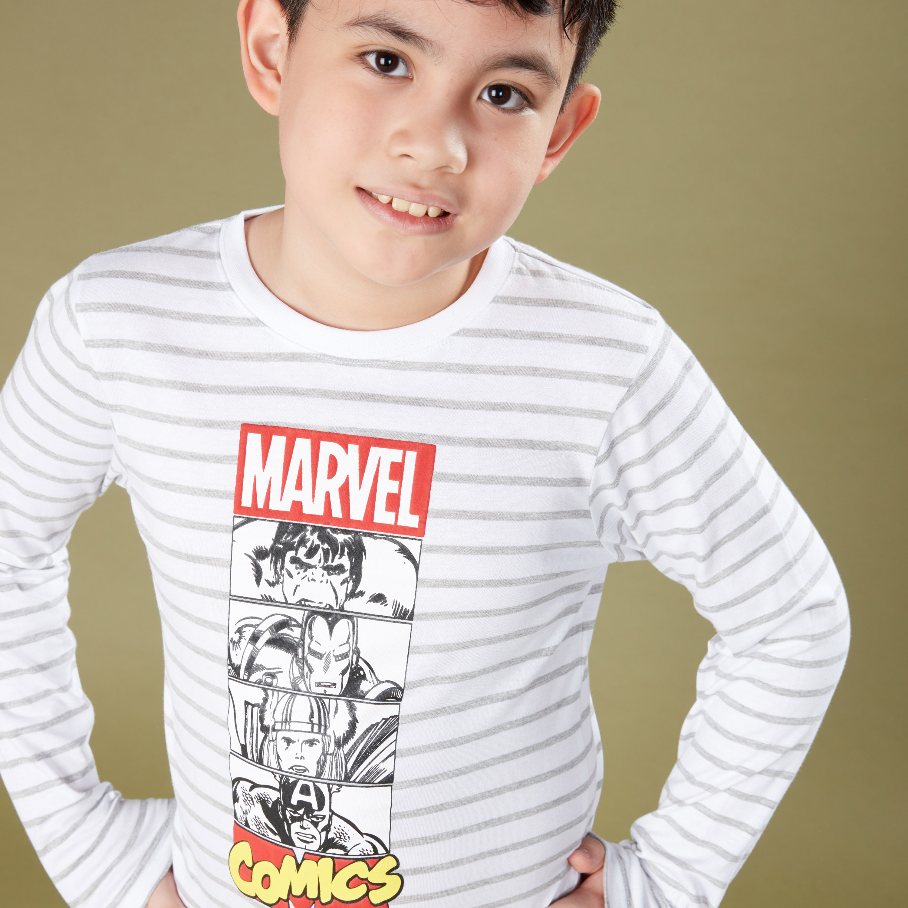 Avengers Printed T-Shirt and Pyjama Set-boys-clothing-nightwear-image-5