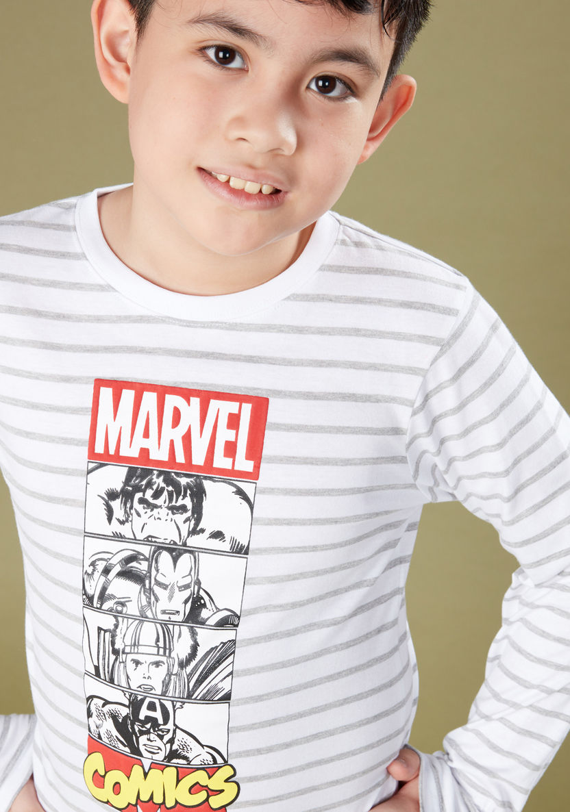 Avengers Printed T-shirt and Pyjama Set-Nightwear-image-4