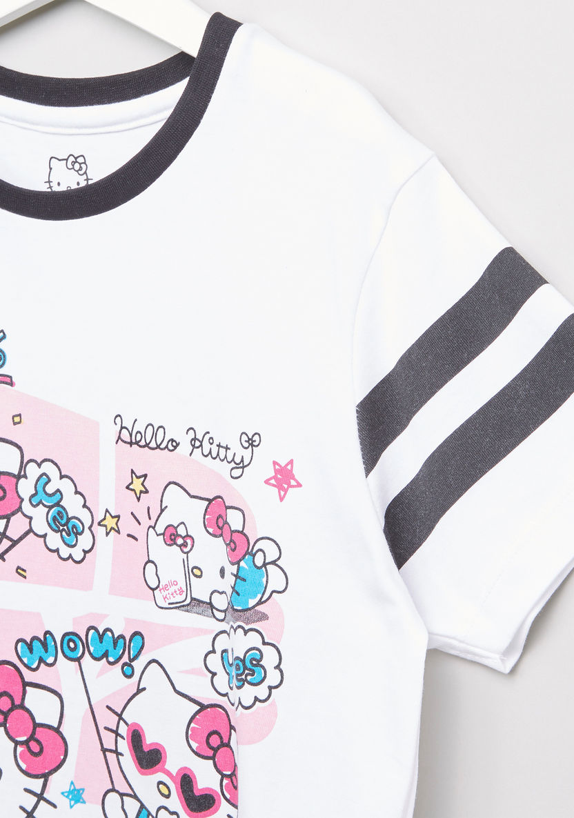 Hello Kitty Printed T-shirt and Pyjama Set-Nightwear-image-2