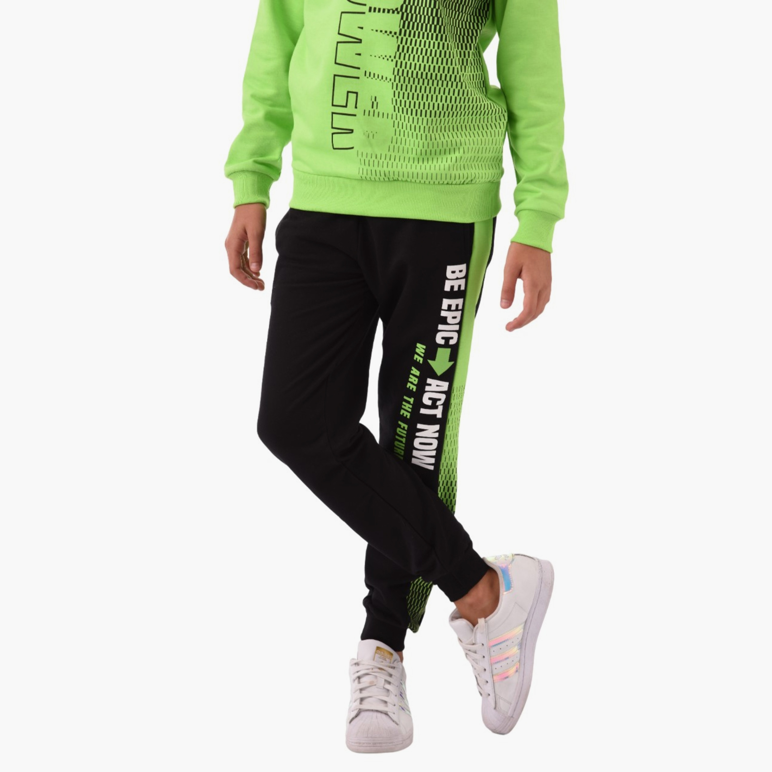 Urbasy 2-Piece Printed Long Sleeves Sweatshirt with Joggers-boys-clothing-setsandcoords-image-4