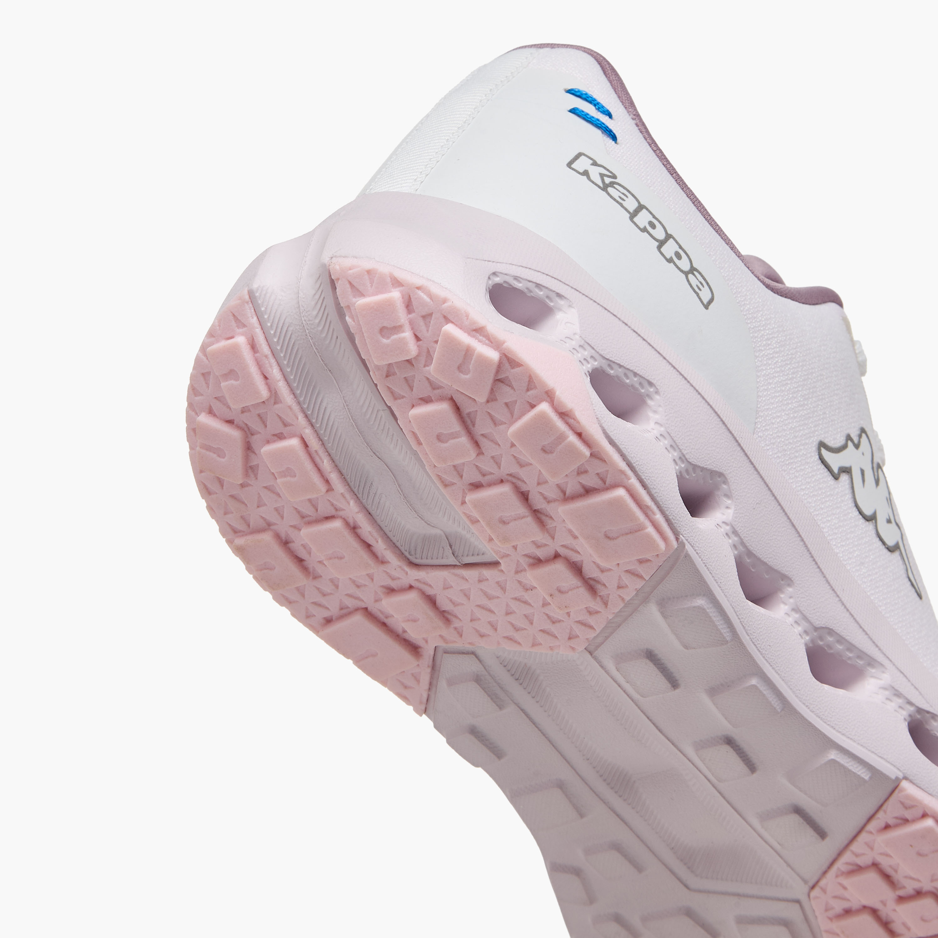 حذاء رياضي برباط إغلاق للنساء من كابا-women-shoes-sneakers-image-5