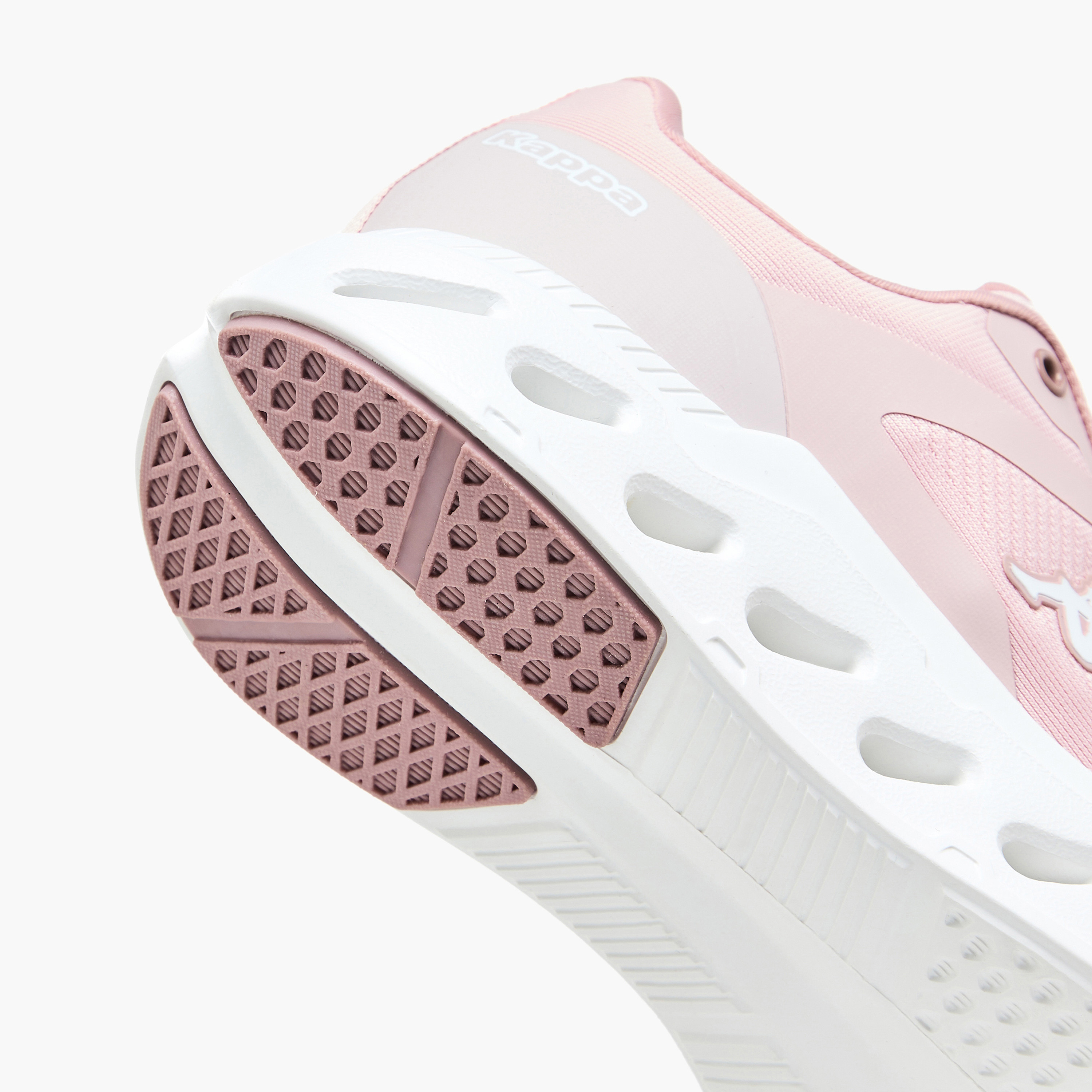 حذاء رياضي برباط إغلاق للنساء من كابا-women-shoes-sports-image-6
