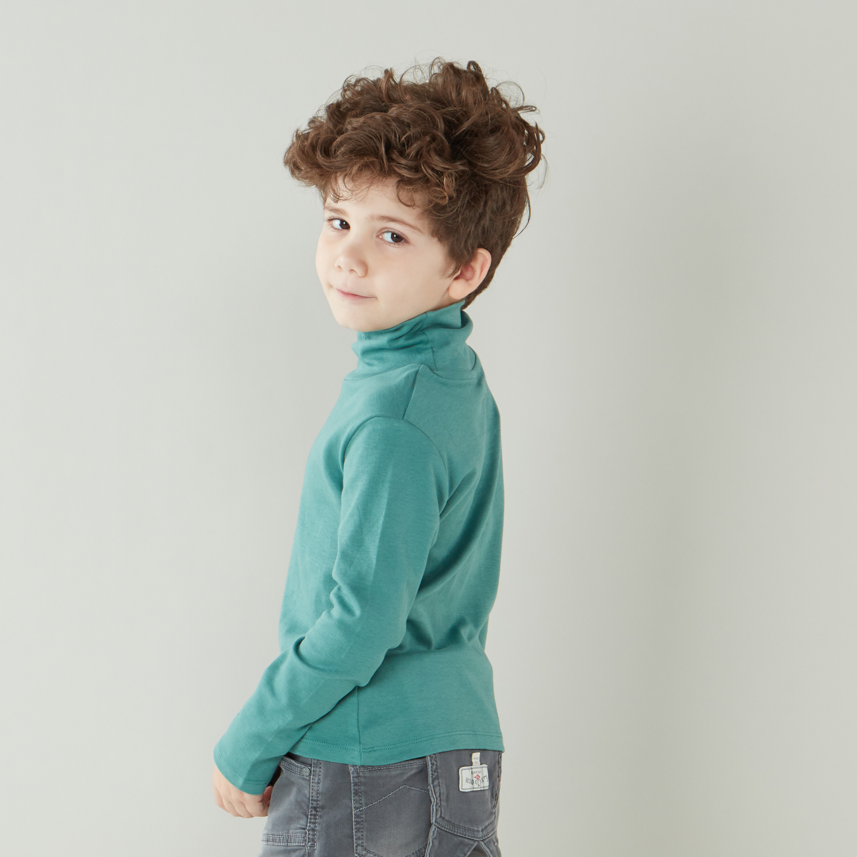 تيشيرت سادة بياقة مستديرة ضيّقة مع أكمام طويلة من جونيورز-boys-clothing-tshirtsandpolos-image-9