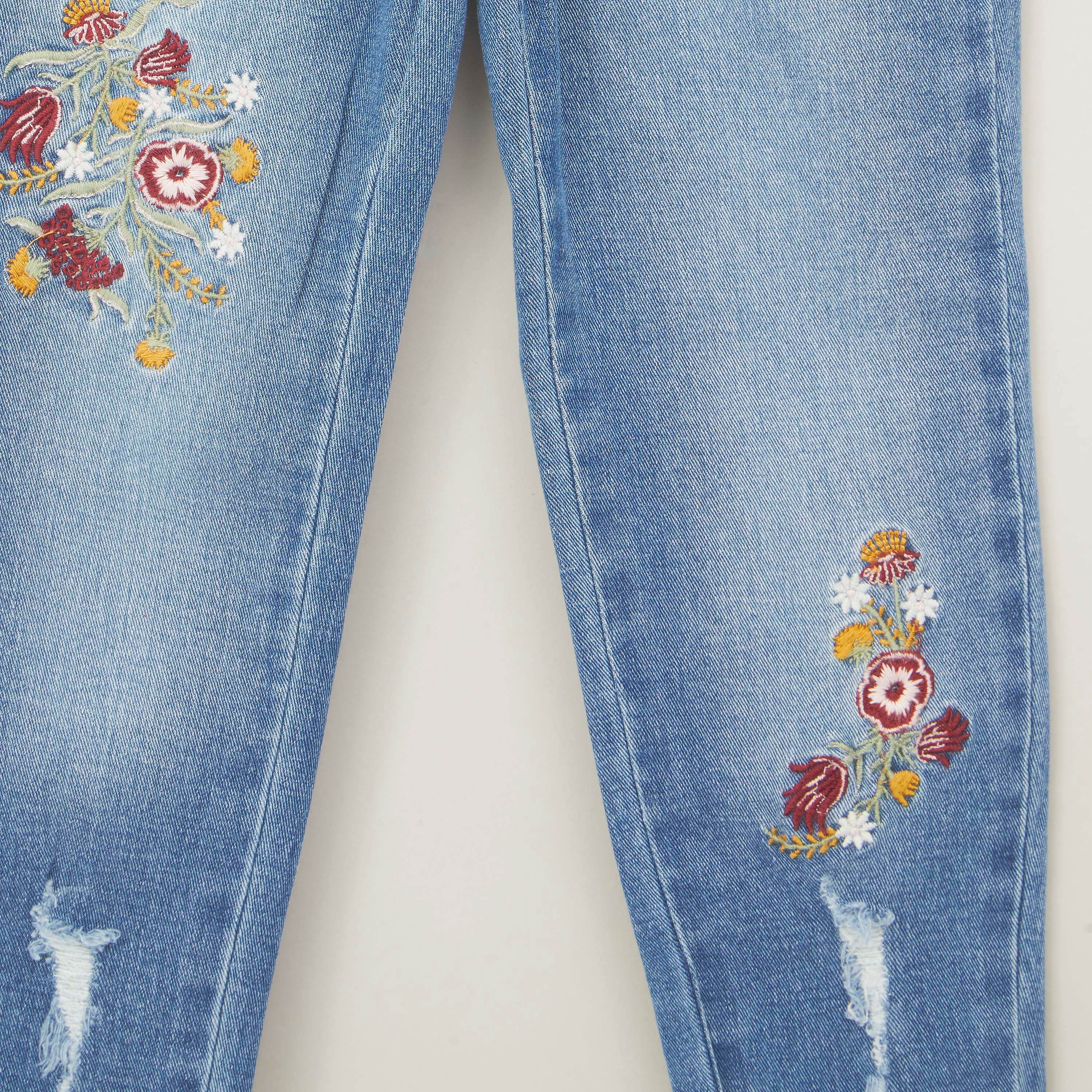 Juniors Full Length Embroidered Jeans with Pocket Detail-girls-clothing-bottoms-jeansandjeggings-image-4