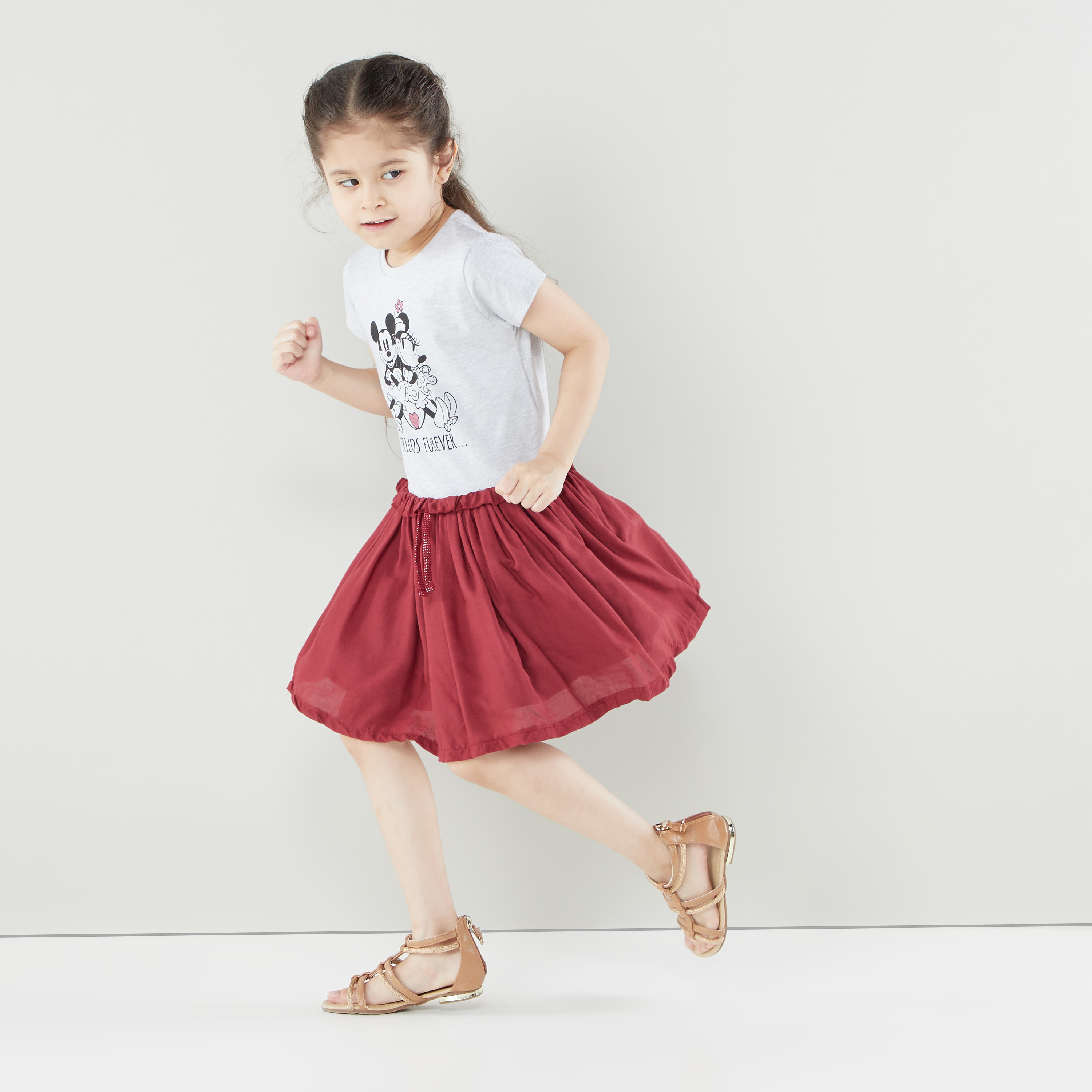 فستان بطبعات ميكي و ميني ماوس من ديزني-girls-clothing-dressesandjumpsuits-image-2