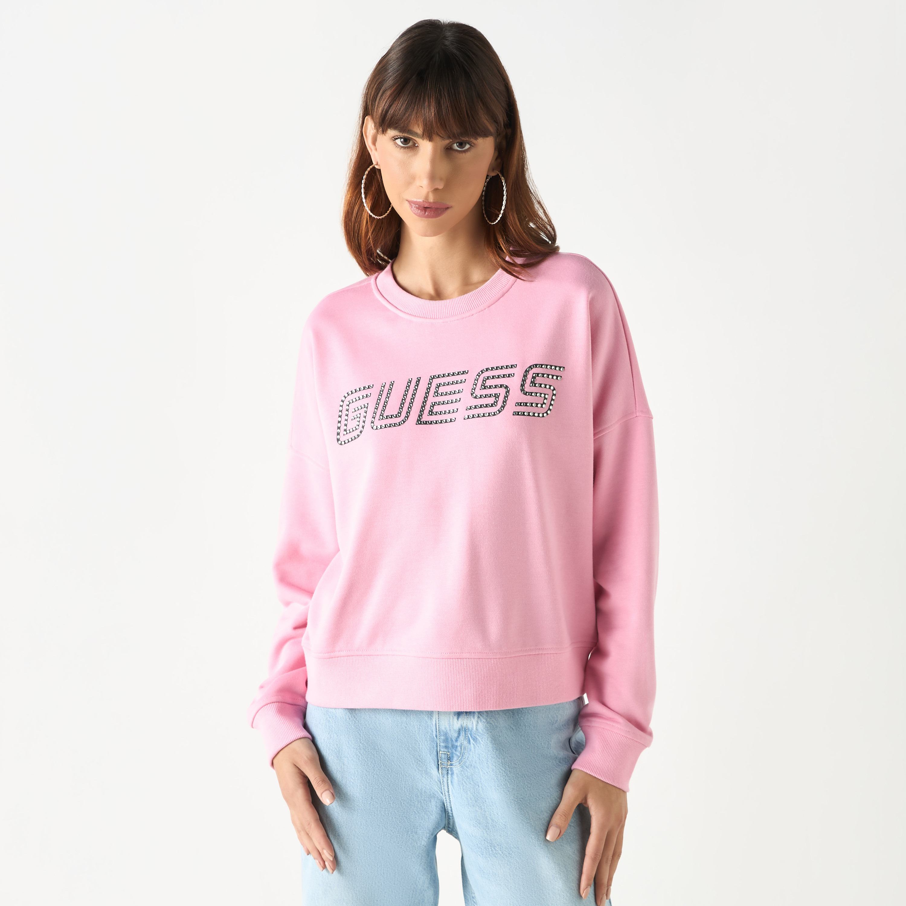 سويت شيرت بأكمام طويلة مزيّن بشعار من جيس-women-winterwear-hoodiesandsweatshirts-sweatshirts-image-1