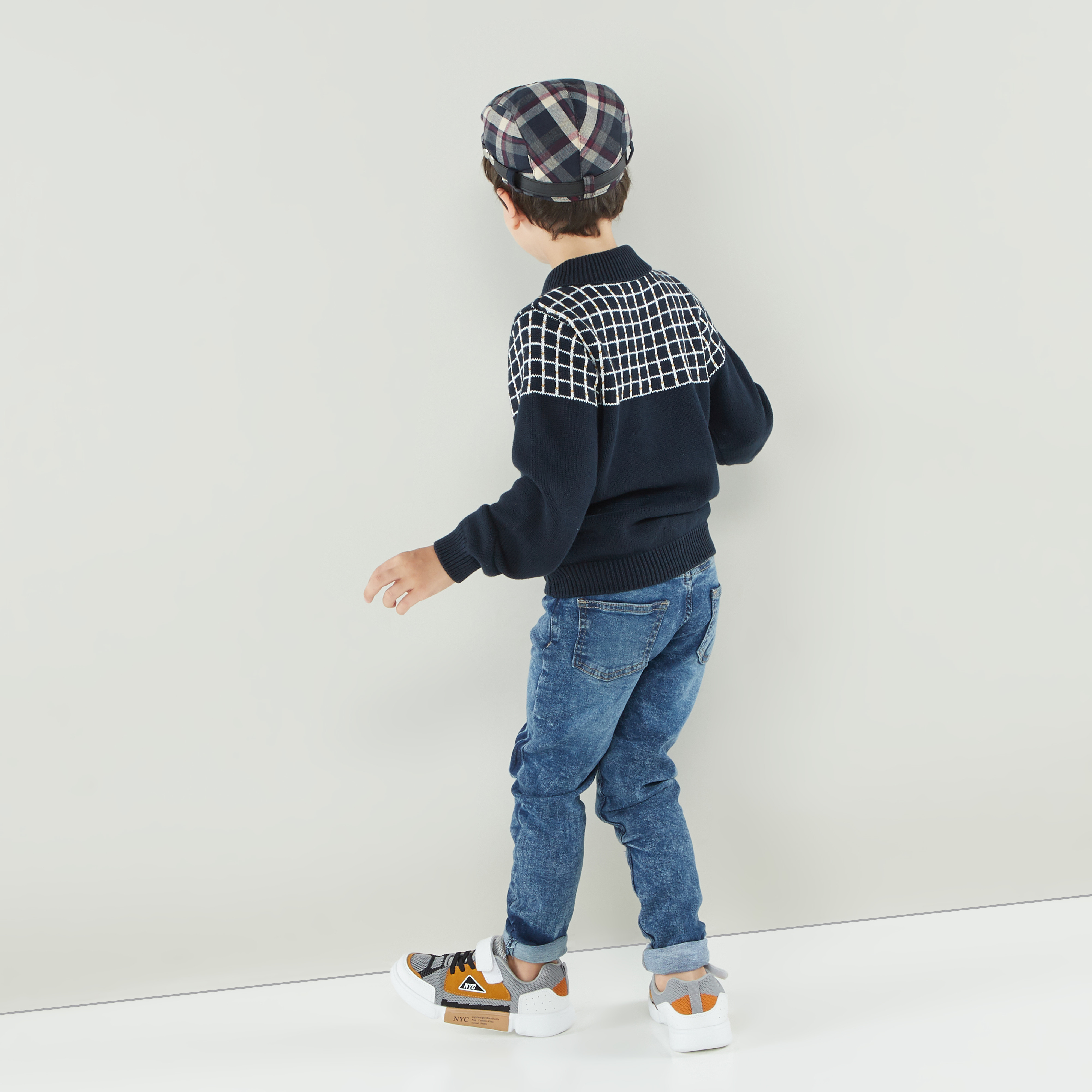 بنطلون جينز بارز الملمس بجيوب وعروات حزام من آيكونيك-boys-clothing-bottoms-jeans-image-2