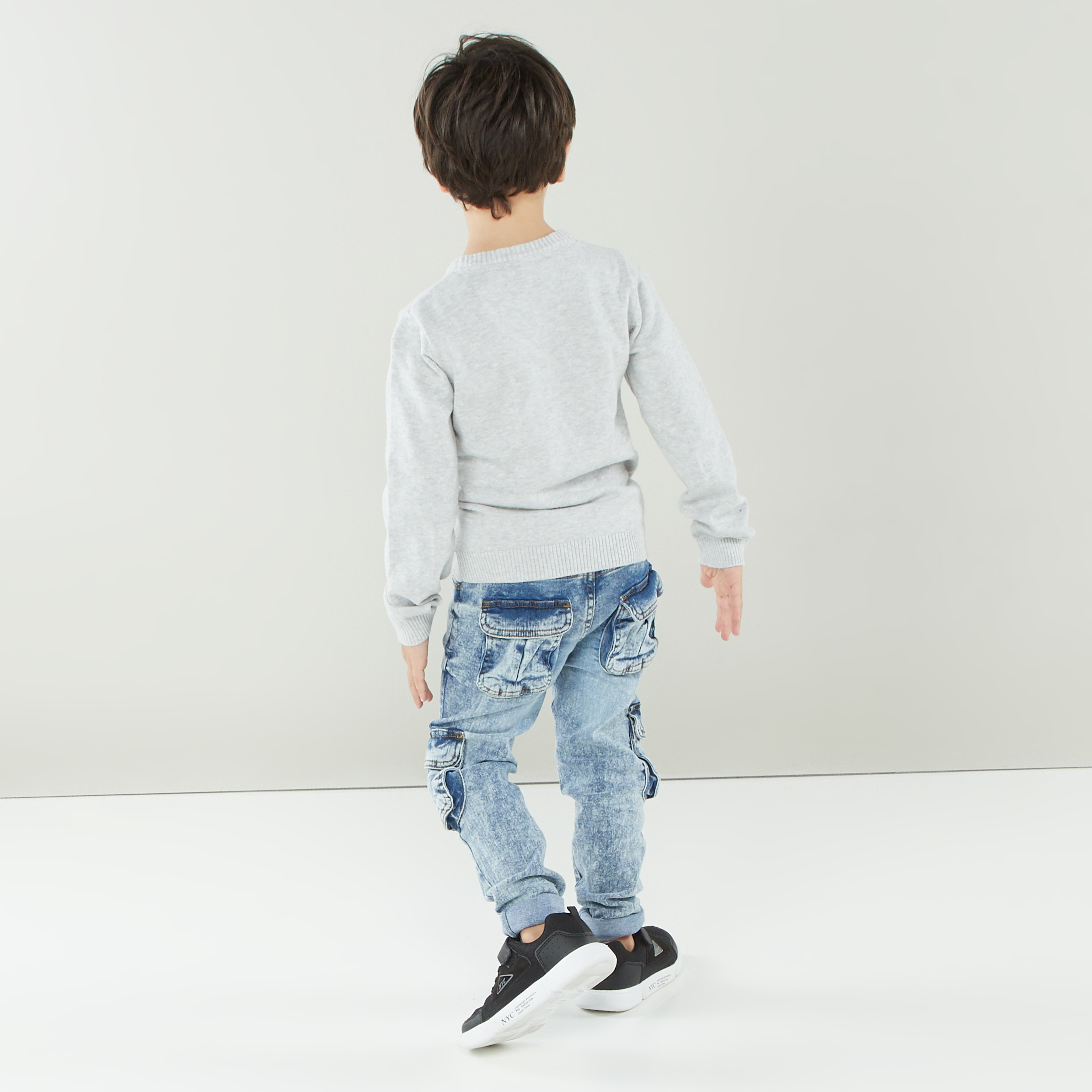 بنطلون جينز بارز الملمس بجيوب وعروات حزام من آيكونيك-boys-clothing-bottoms-jeans-image-2
