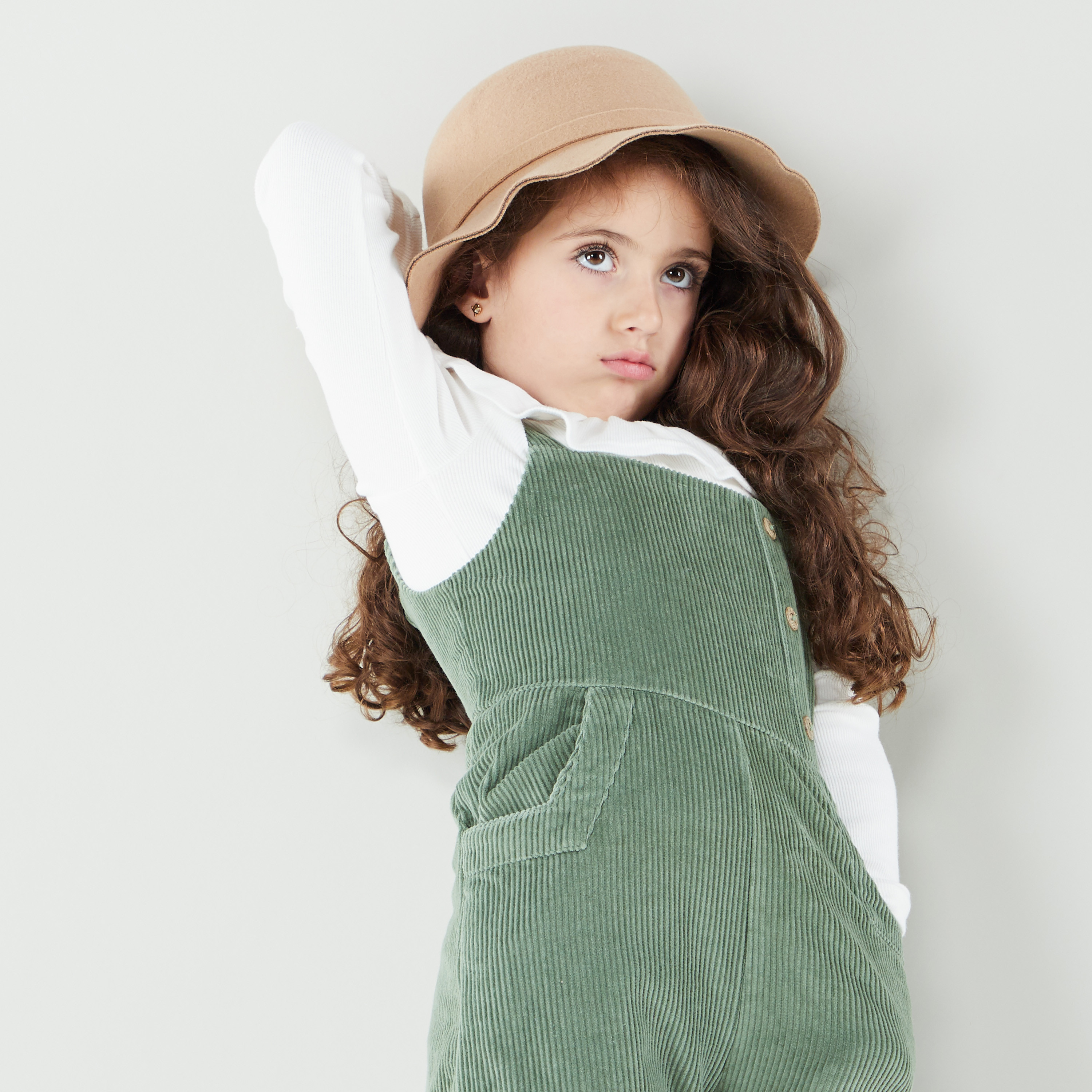 طقم دنغري وبلوزة سادة من جونيورز-girls-clothing-setsandcoords-image-3