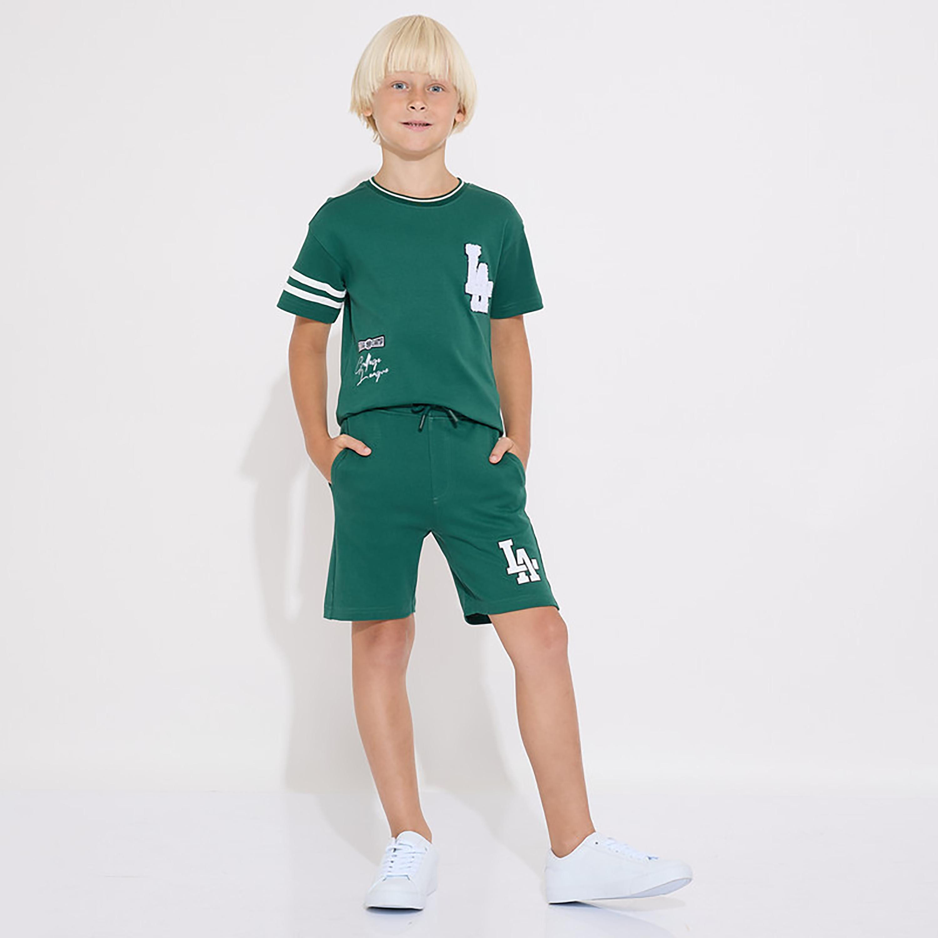 تيشيرت بأكمام قصيرة مطرزة مع شورت من فيكتور اند جين-boys-clothing-setsandcoords-image-1