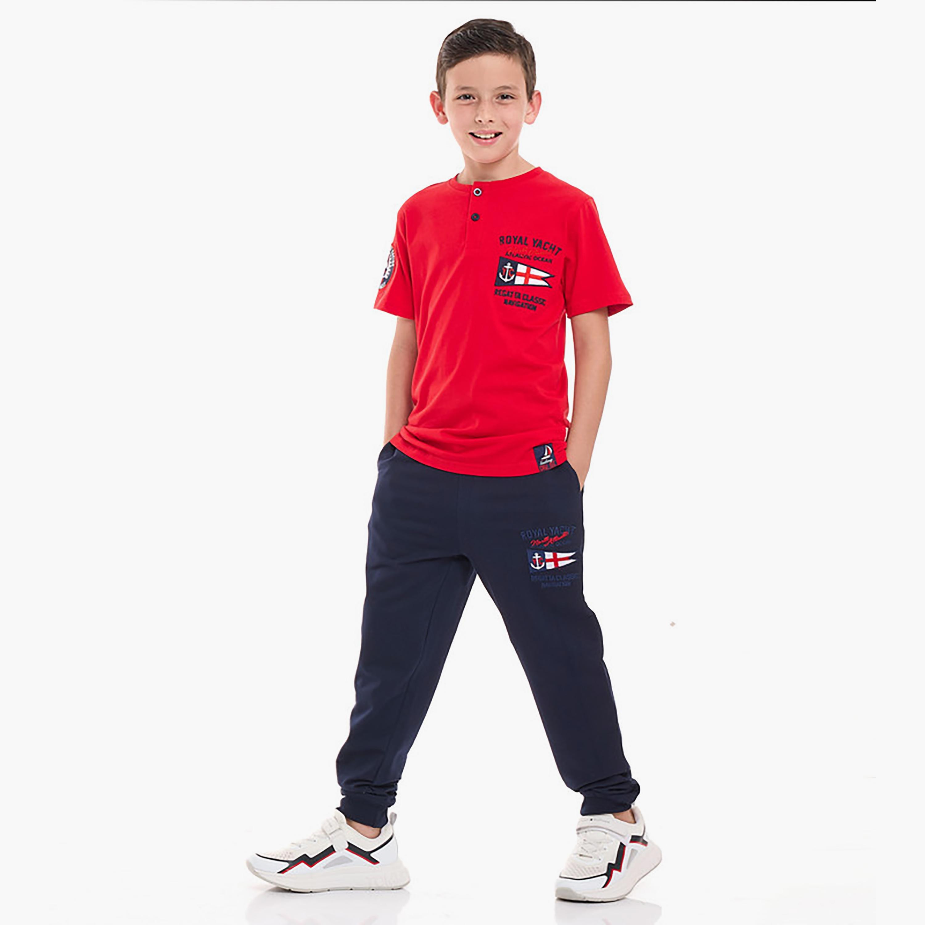 تيشيرت بأكمام قصيرة مطرزة مع بنطال ركض من فيكتور اند جين-boys-clothing-setsandcoords-image-1