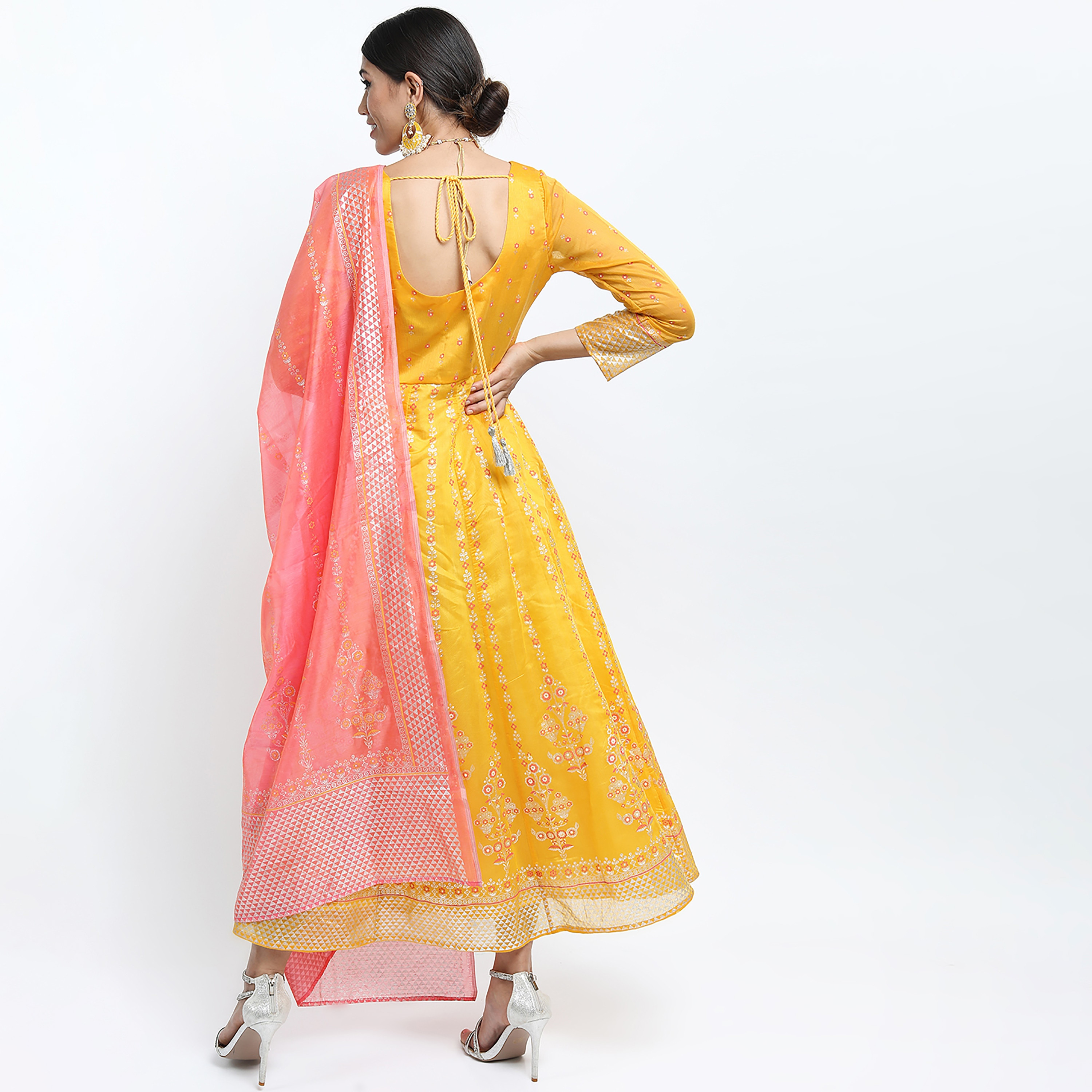 فستان ماكسي ذو اي لائن مع دوباتا ذو مطبوع برقبة دائرية من فيشوده-women-clothing-ethnicwear-dresses-image-5
