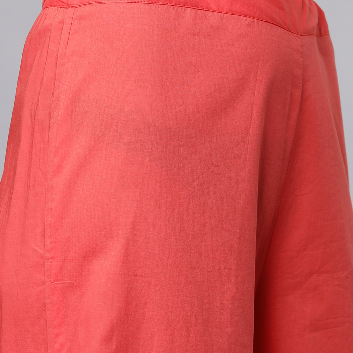 مجموعة من قطعتين كورتا للنساء مطبوعة برقبة دائرية بلون وردي مع بالازو من فيشوده-women-clothing-ethnicwear-salwarsuits-image-6