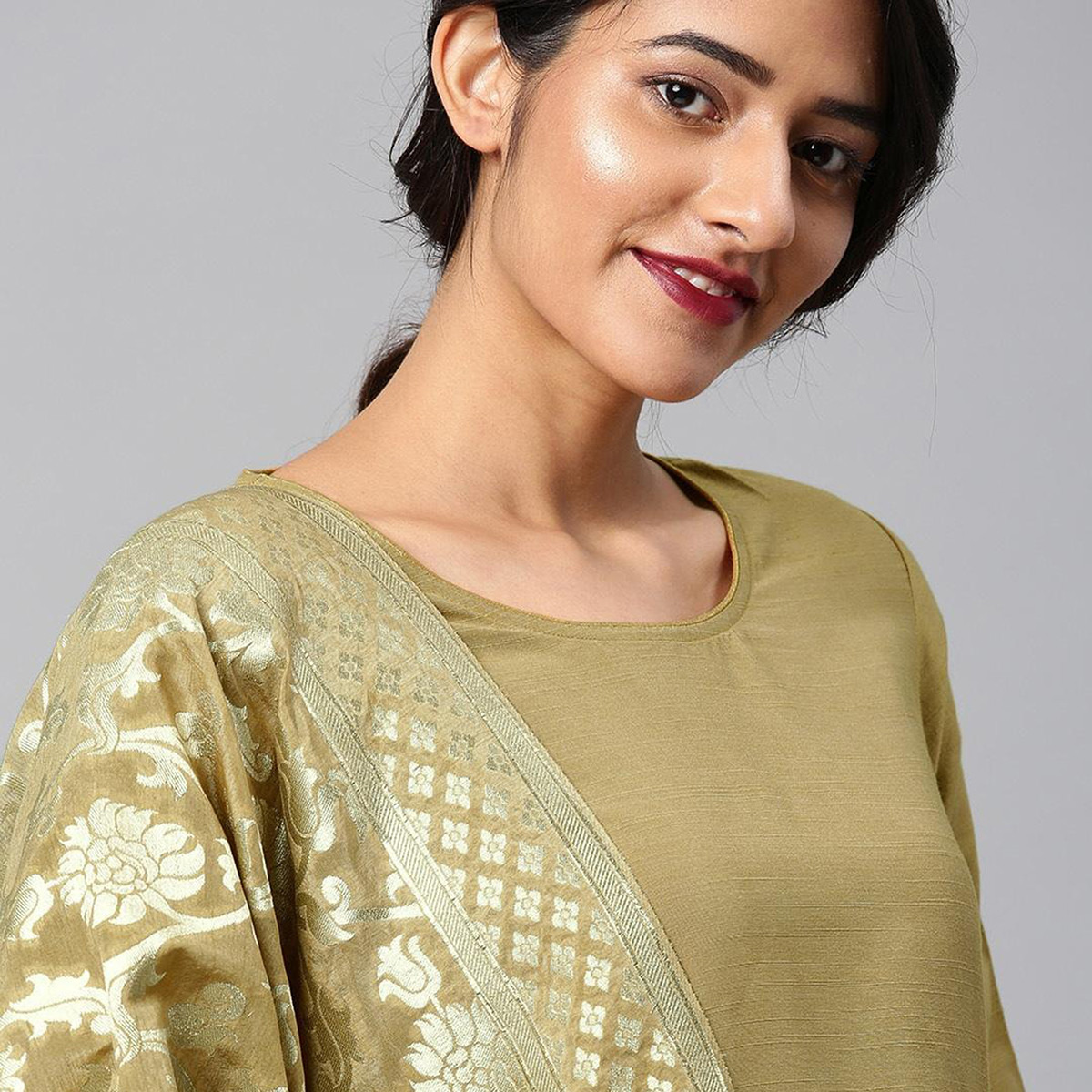 Vishudh Women Beige Solid Straight Kurta with Printed Dupatta-women-clothing-shirtsandblouses-blouses-image-4