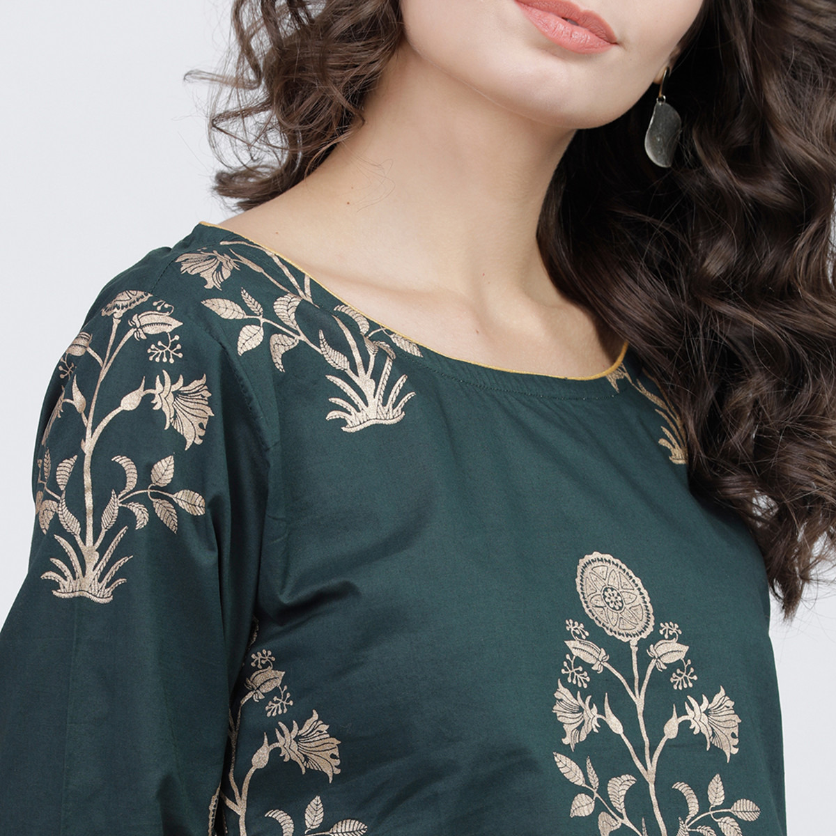 Set of 2 Vishudh Women Green Printed Round Neck Kurta and Palazzo-women-clothing-ethnicwear-salwarsuits-image-5
