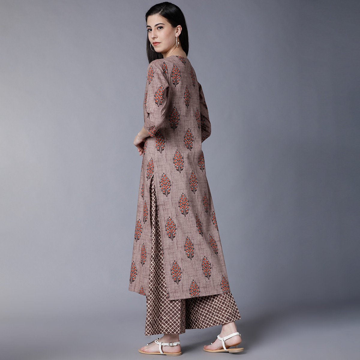 Set of 2 Vishudh Women Brown Printed Keyhole Neck Kurta and Palazzo-women-clothing-ethnicwear-salwarsuits-image-3