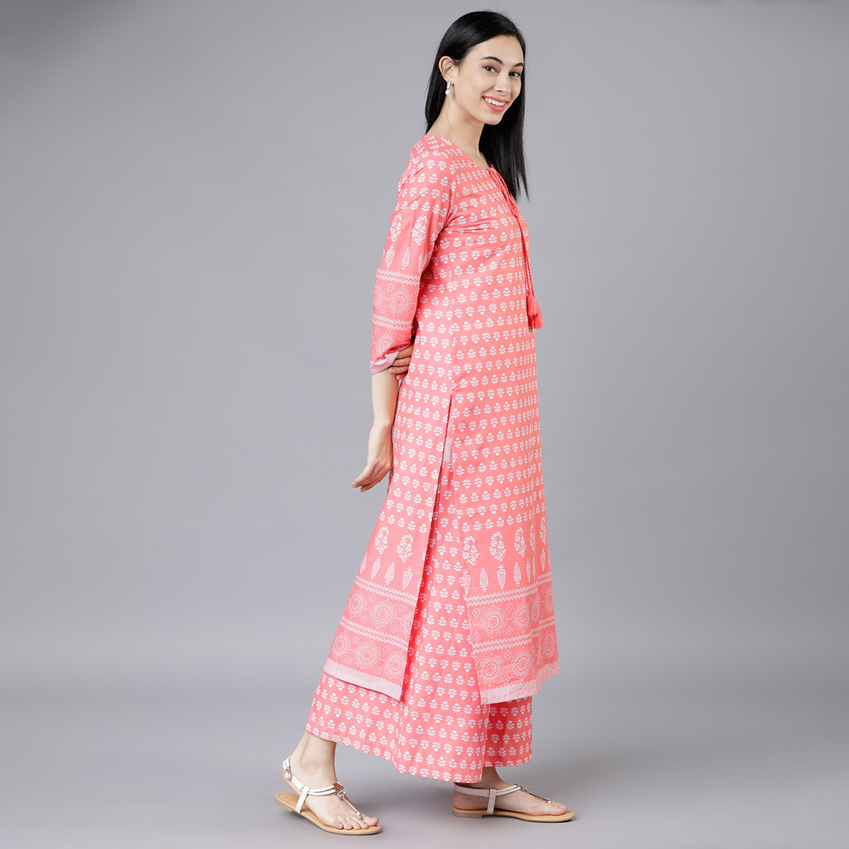 Set of 2 Vishudh Women Pink Printed Keyhole Neck Kurta and Palazzo-women-clothing-ethnicwear-salwarsuits-image-4