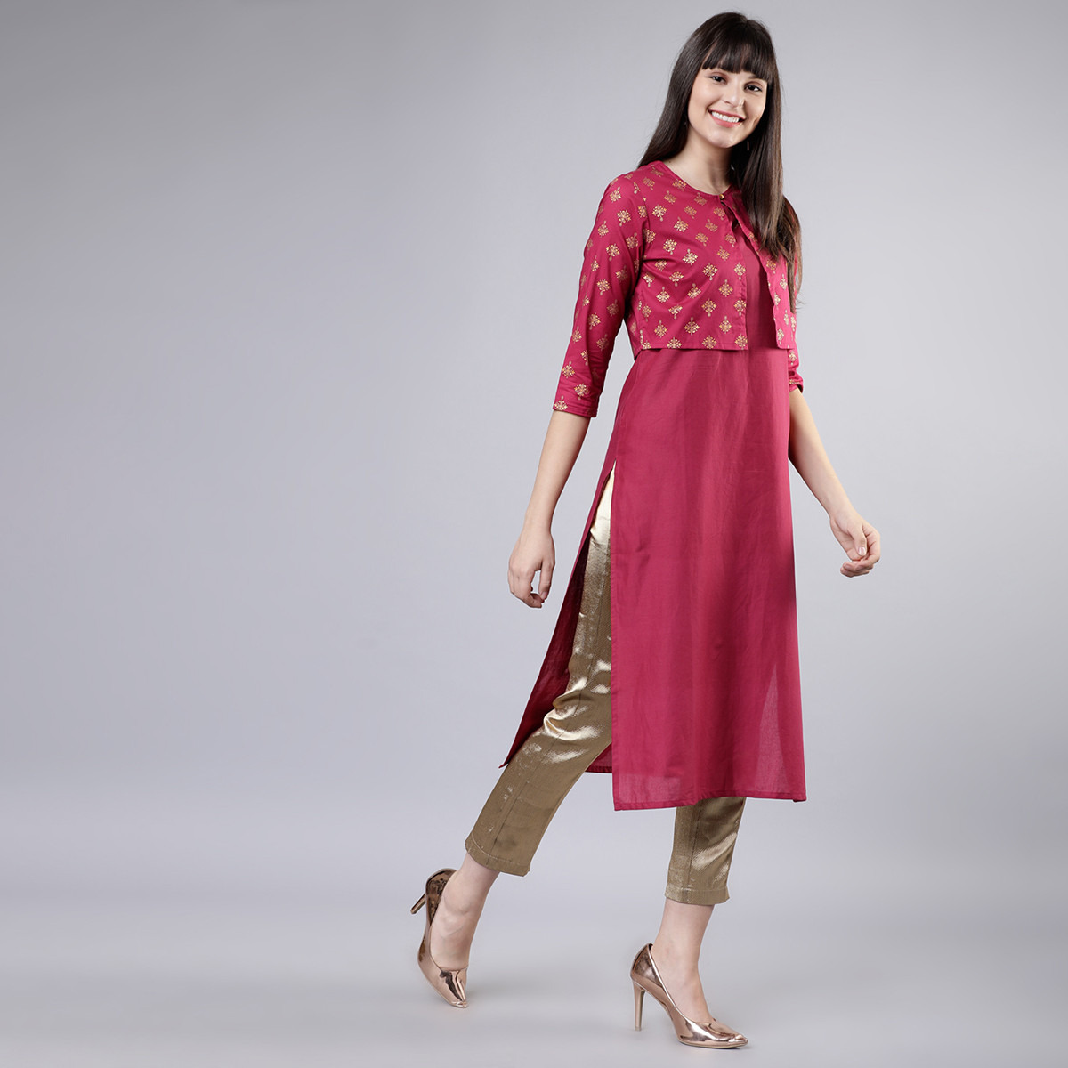 مجموعة من 3 قطعات كورتا وسروال للنساء مطبوعة باللون الارجواني مع جاكيت عرقي من فيشوده-women-clothing-ethnicwear-salwarsuits-image-4